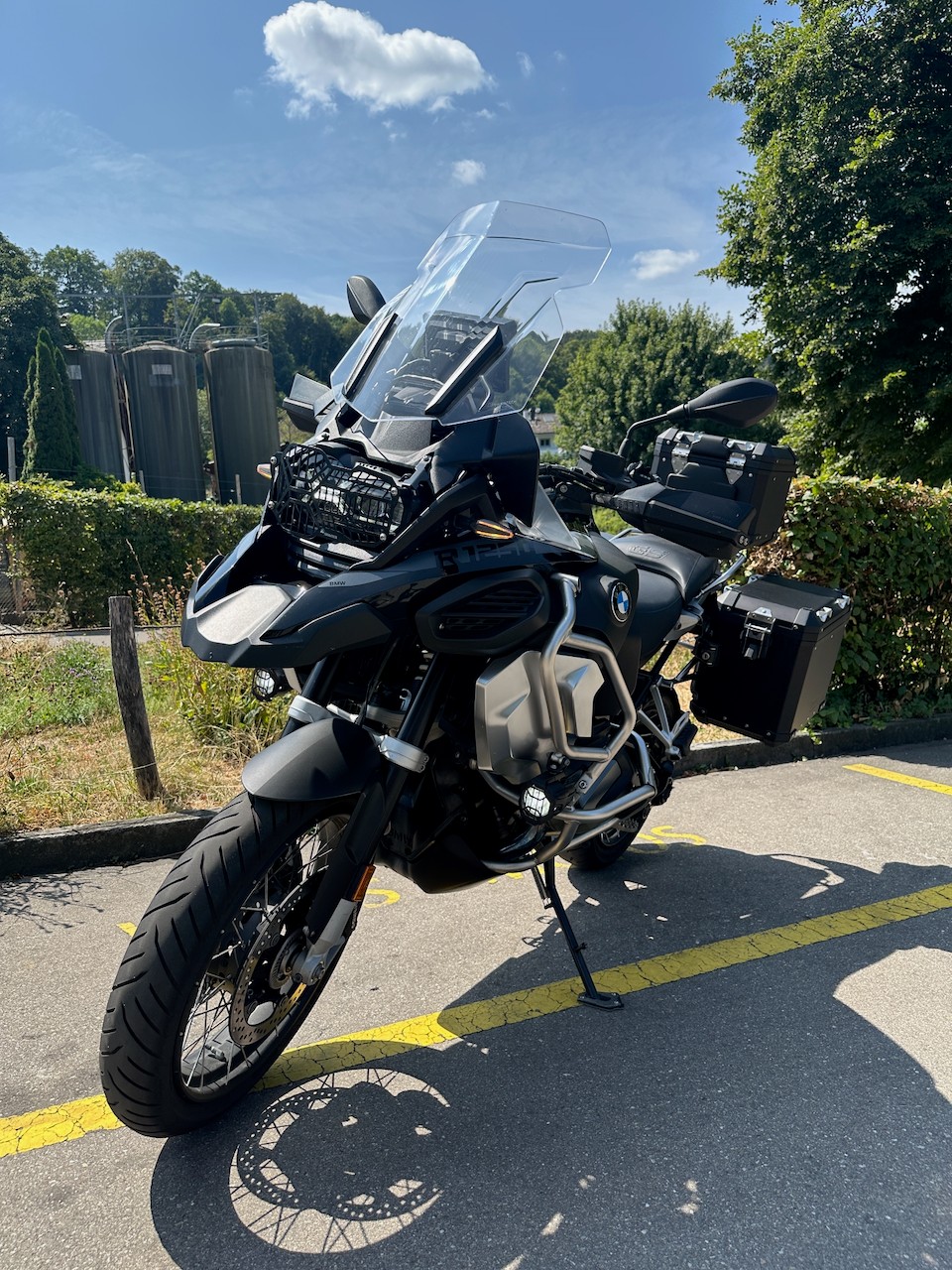 BMW R 1250 GS Adventure-image-1