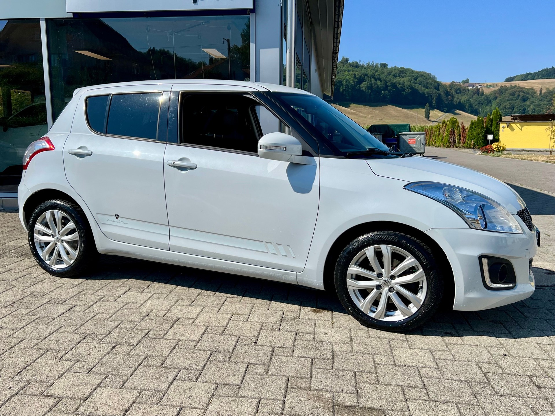 SUZUKI Swift 1.2i 16V Sergio Cellano Automatic-image-4