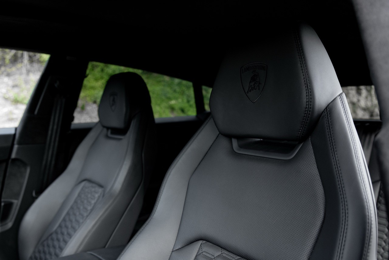 LAMBORGHINI 636 Urus-image-9