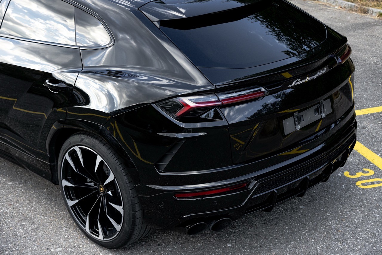 LAMBORGHINI 636 Urus-image-5
