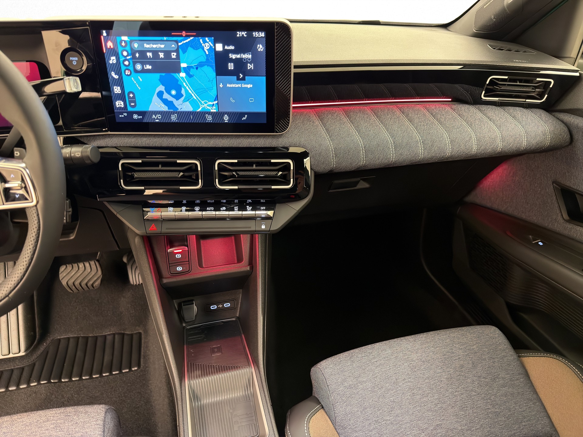 RENAULT R5 E-Tech Comfort Range techno-image-9