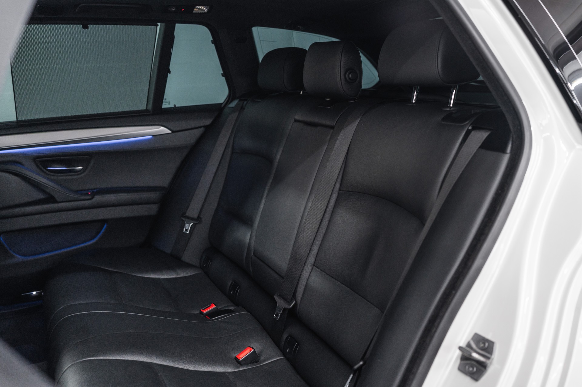 BMW M550d Touring xDrive Steptronic-image-12