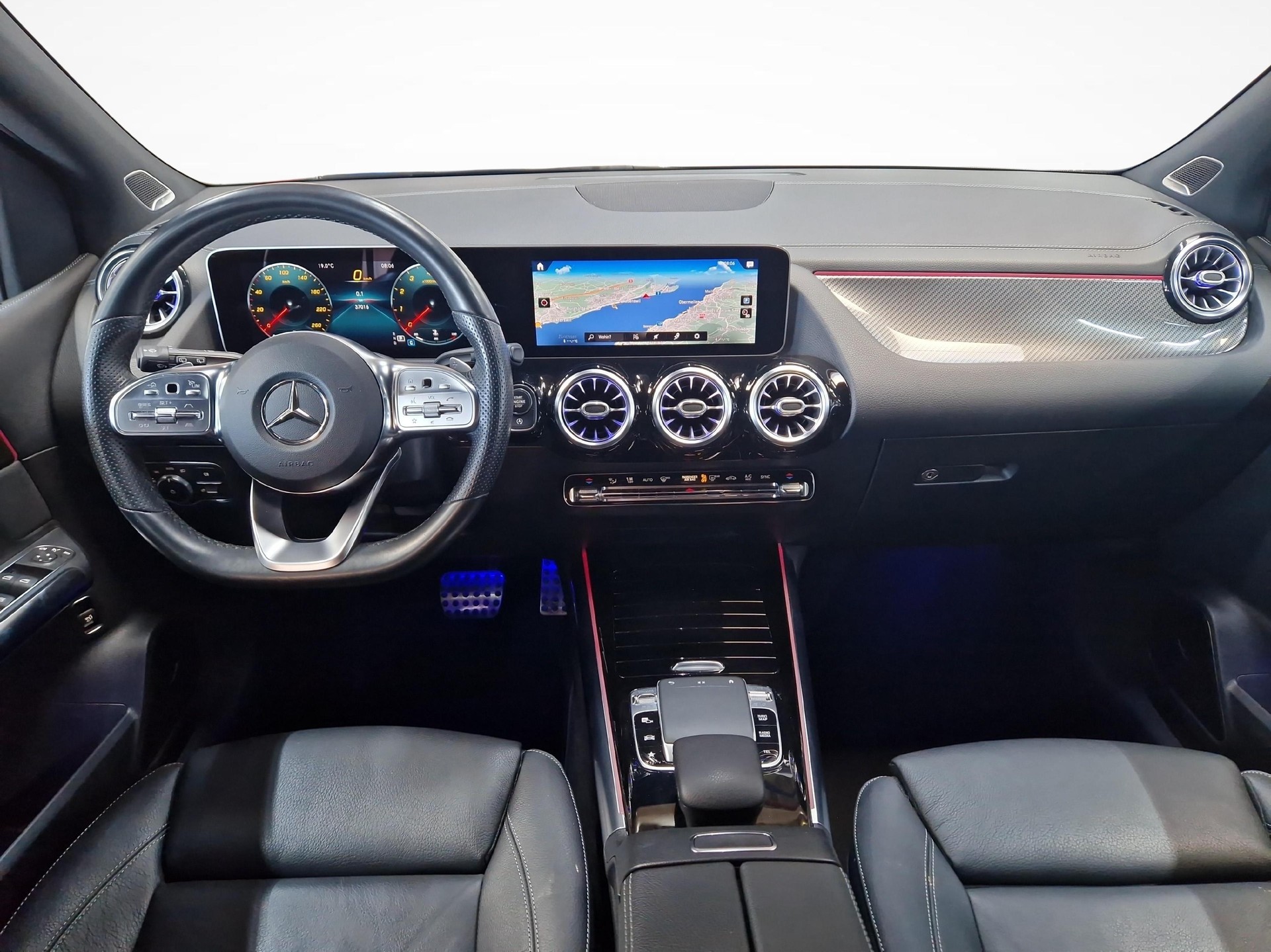 MERCEDES-BENZ B 200 AMG Line-image-5