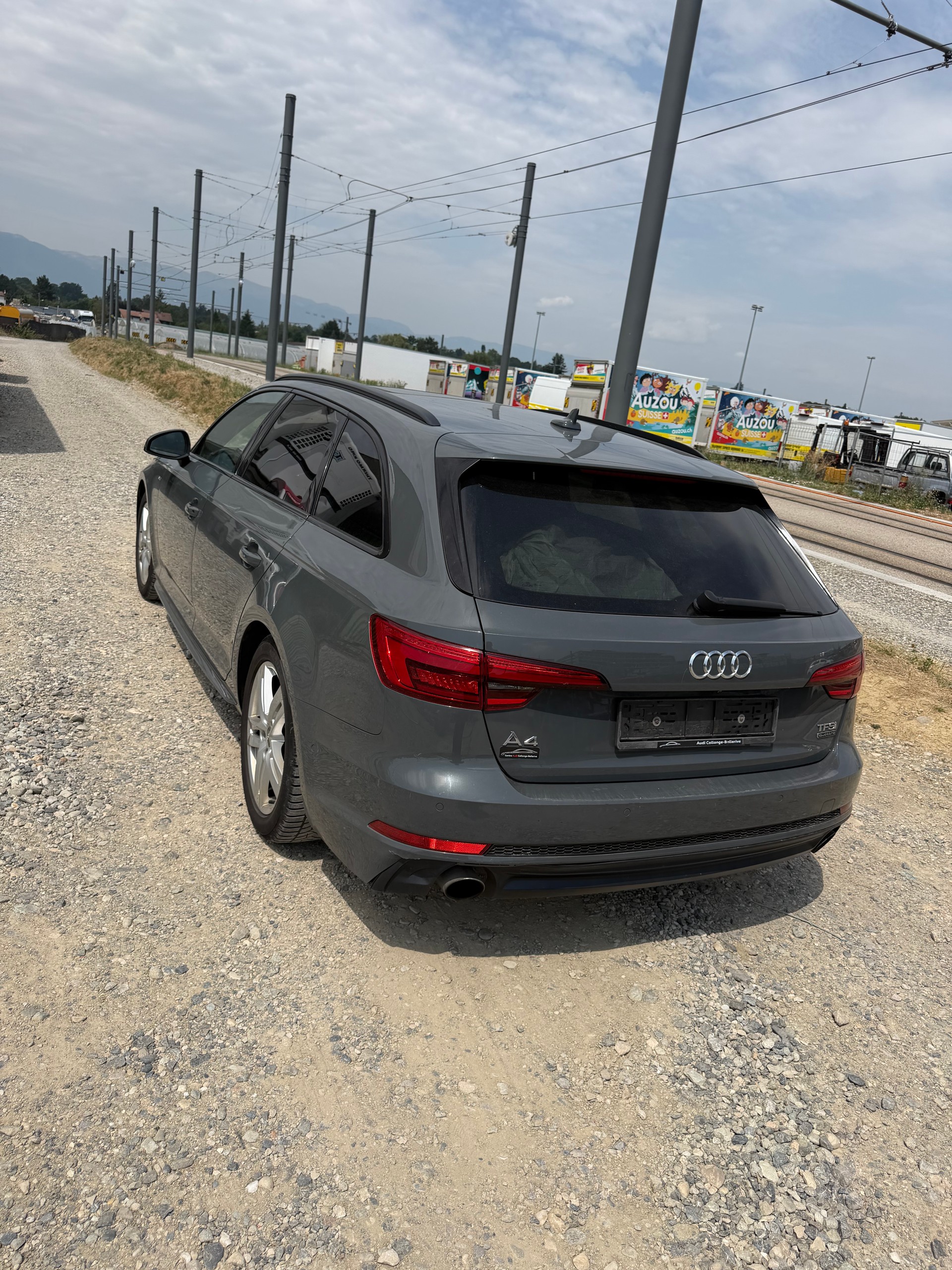 AUDI A4 Avant 2.0 TFSI Sport quattro S-tronic-image-11