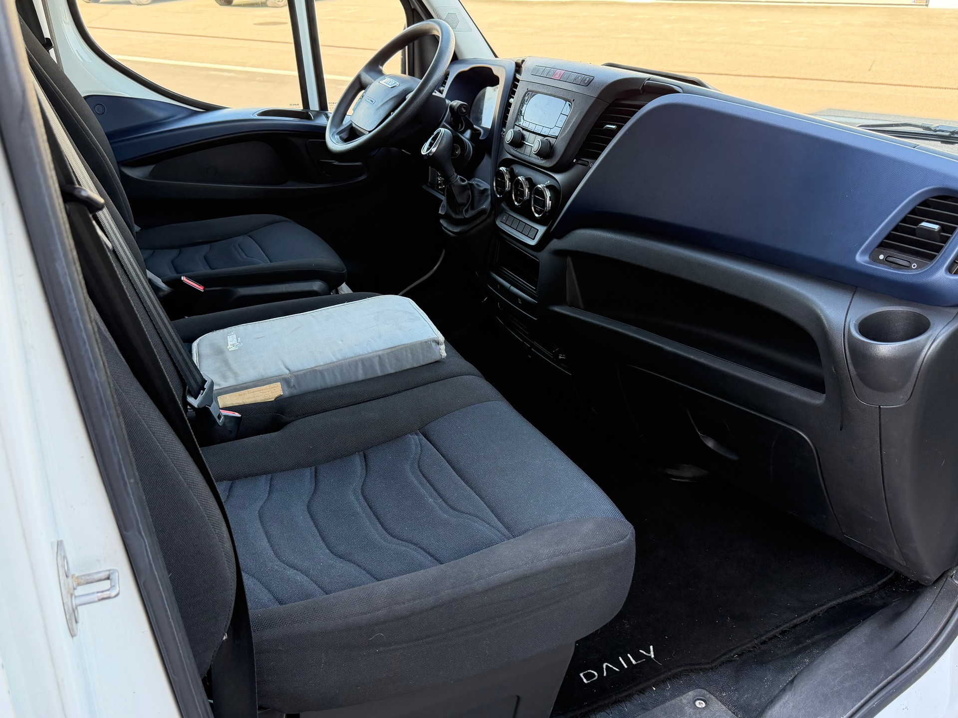 IVECO 35 S 16 Automat Frisch MFK-image-7