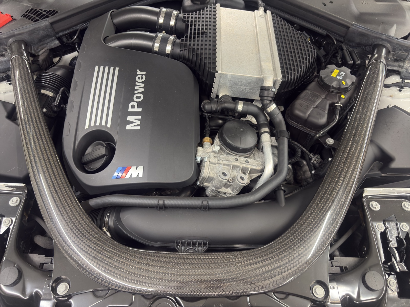 BMW M2 Competition Coupé-image-23