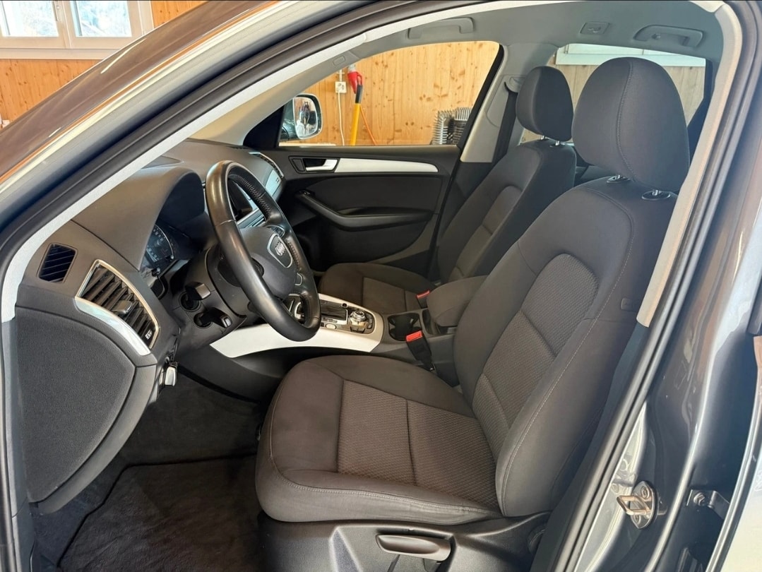 AUDI Q5 2.0 TDI quattro S-tronic-image-6