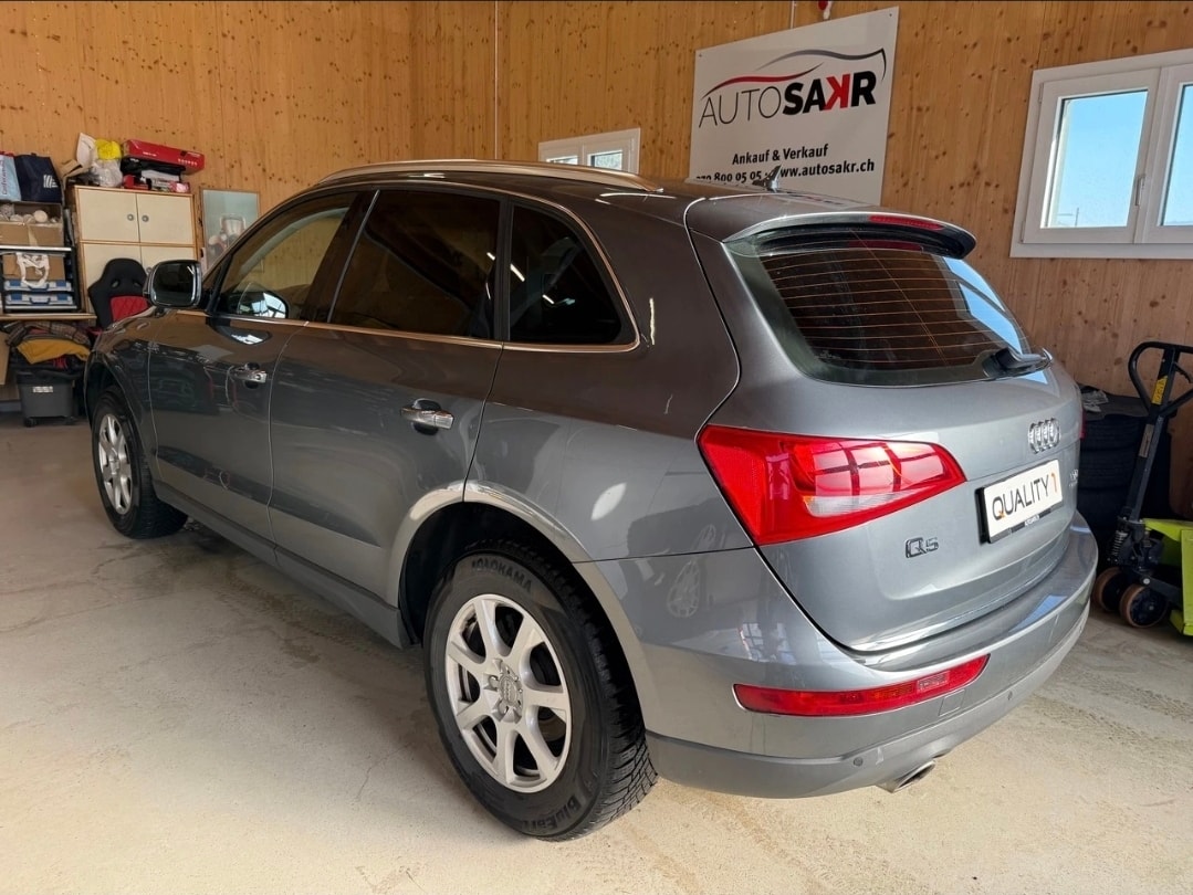 AUDI Q5 2.0 TDI quattro S-tronic-image-5