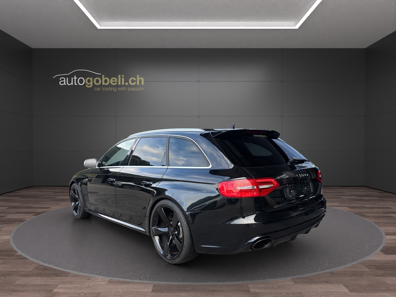 AUDI RS4 Avant 4.2 FSI V8 quattro S-tronic-showroom-element-1