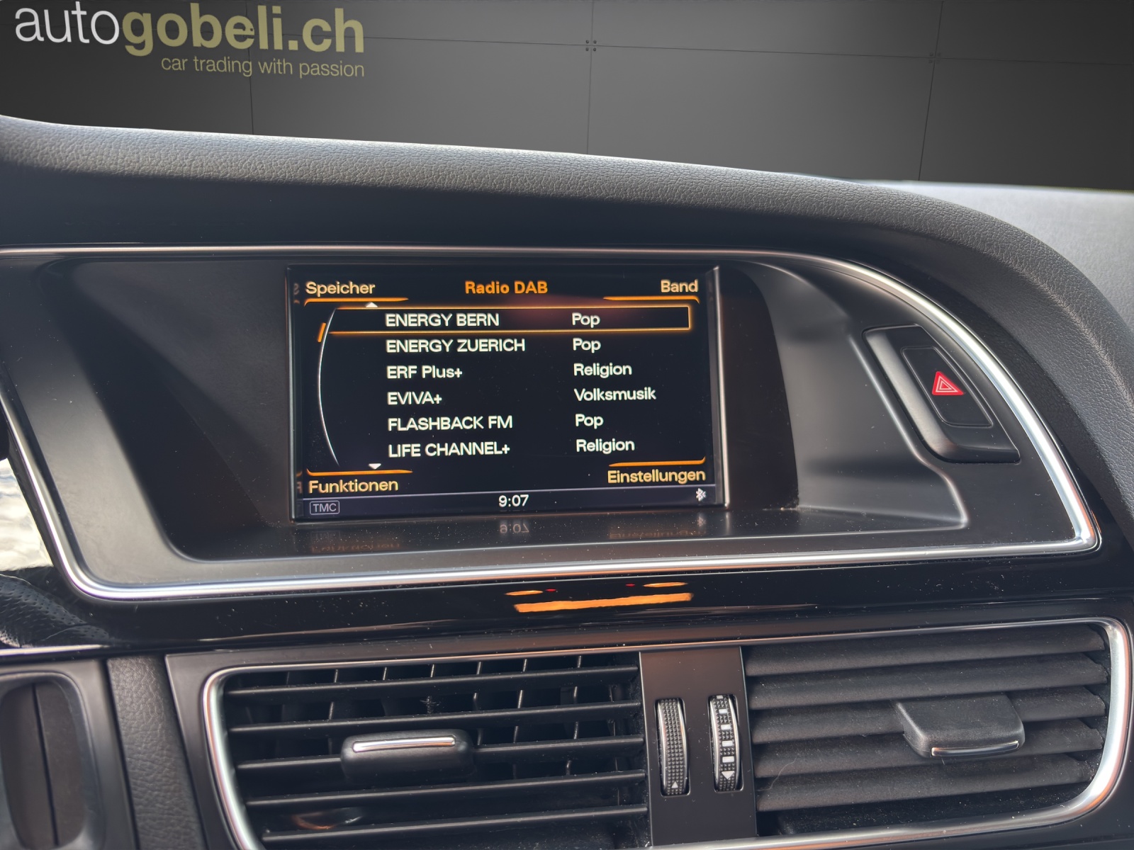 AUDI RS4 Avant 4.2 FSI V8 quattro S-tronic-image-10