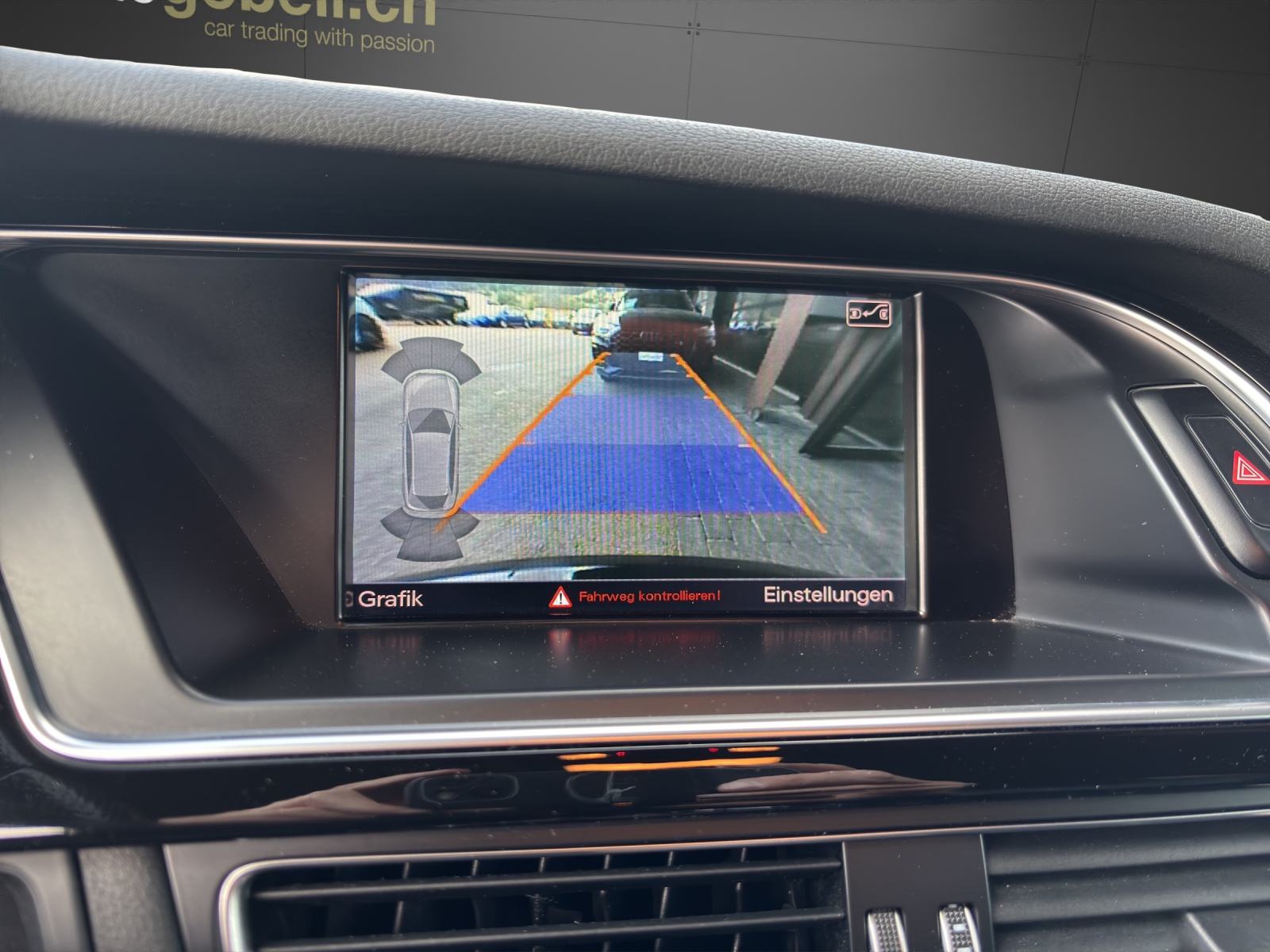 AUDI RS4 Avant 4.2 FSI V8 quattro S-tronic-image-8