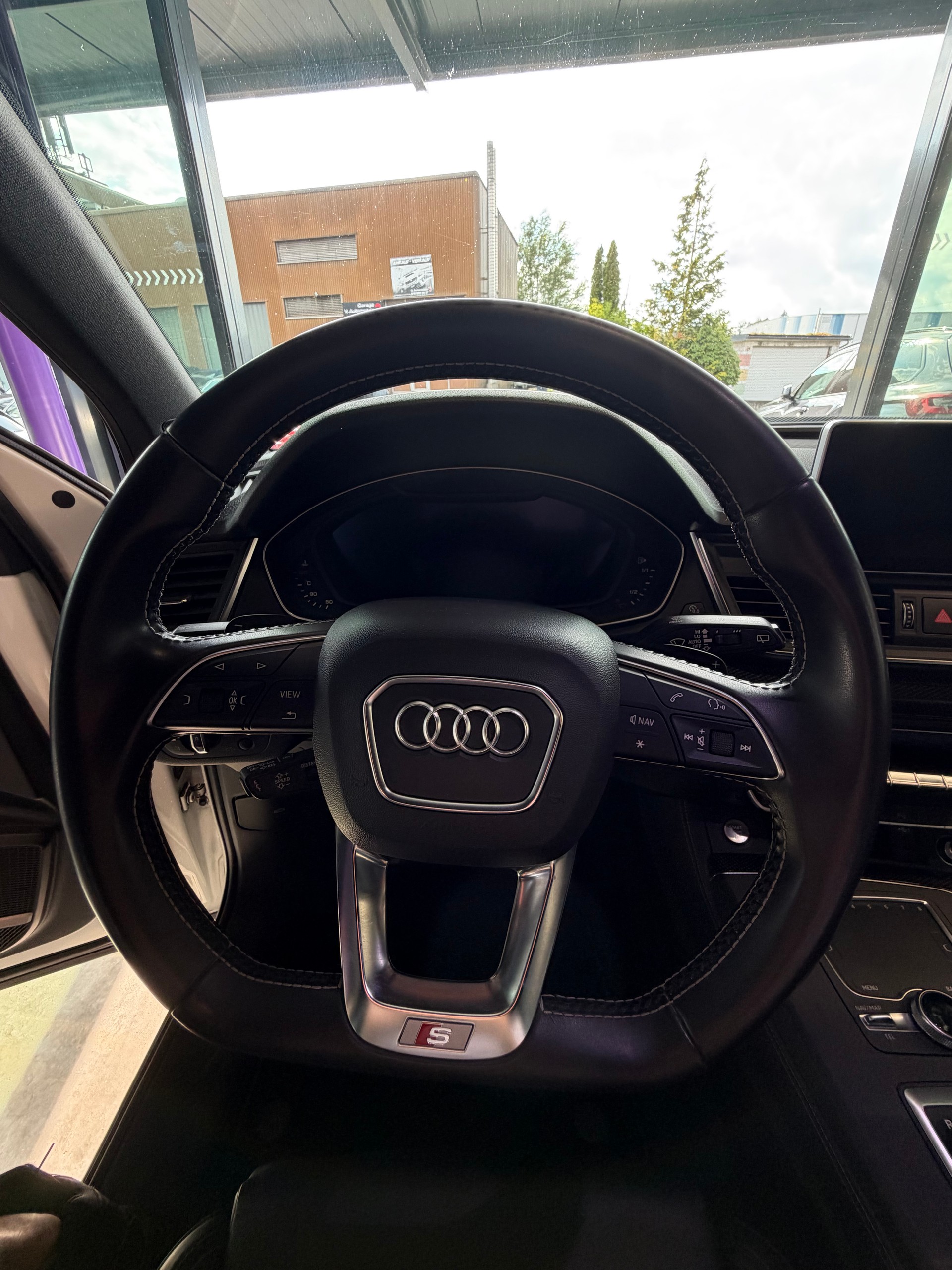 AUDI SQ5 TDI quattro tiptronic-image-15
