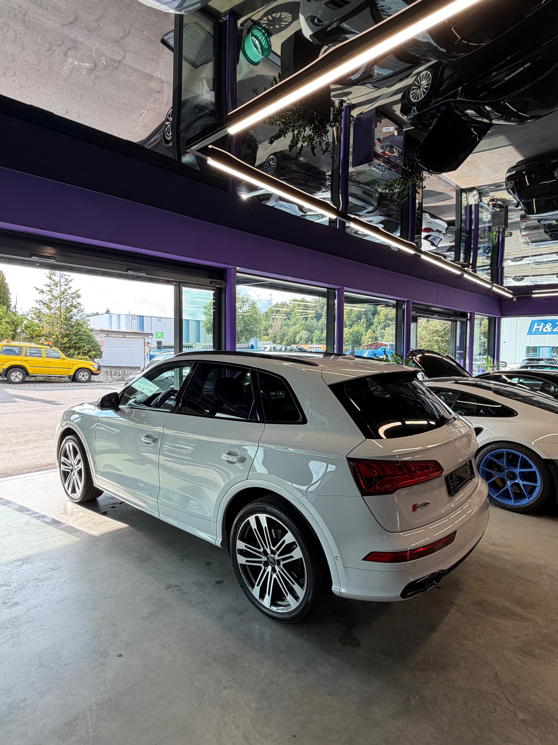 AUDI SQ5 TDI quattro tiptronic-image-2