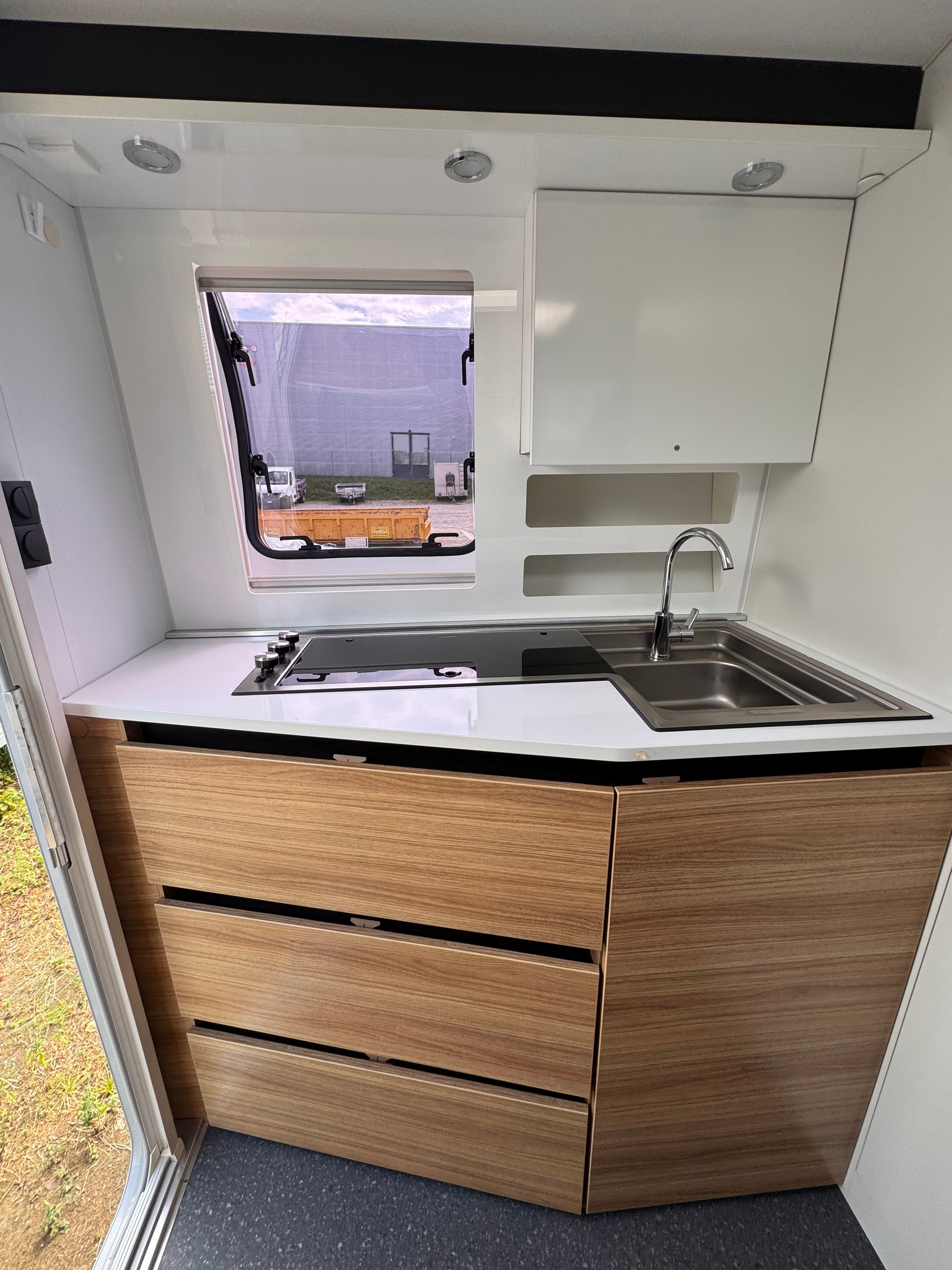 ADRIA Action 391 PH-image-6