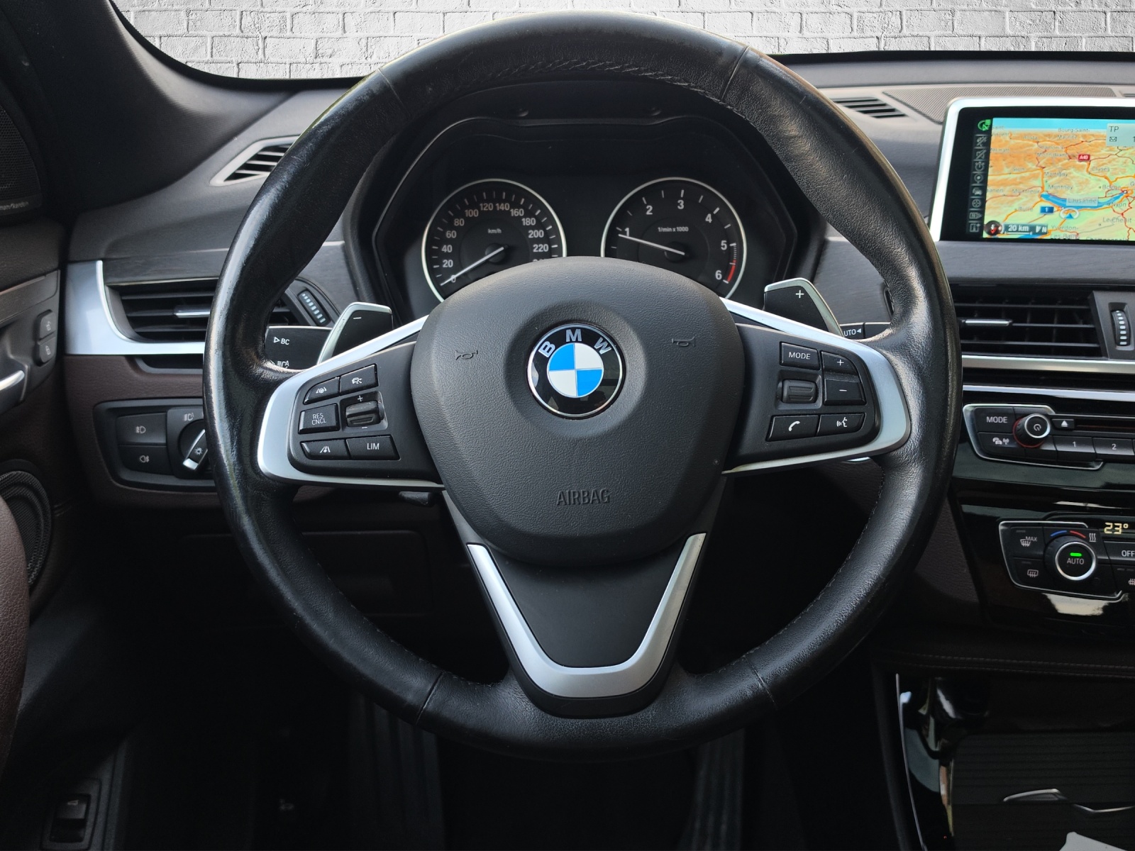 BMW X1 xDrive 25d xLine Steptronic-image-12