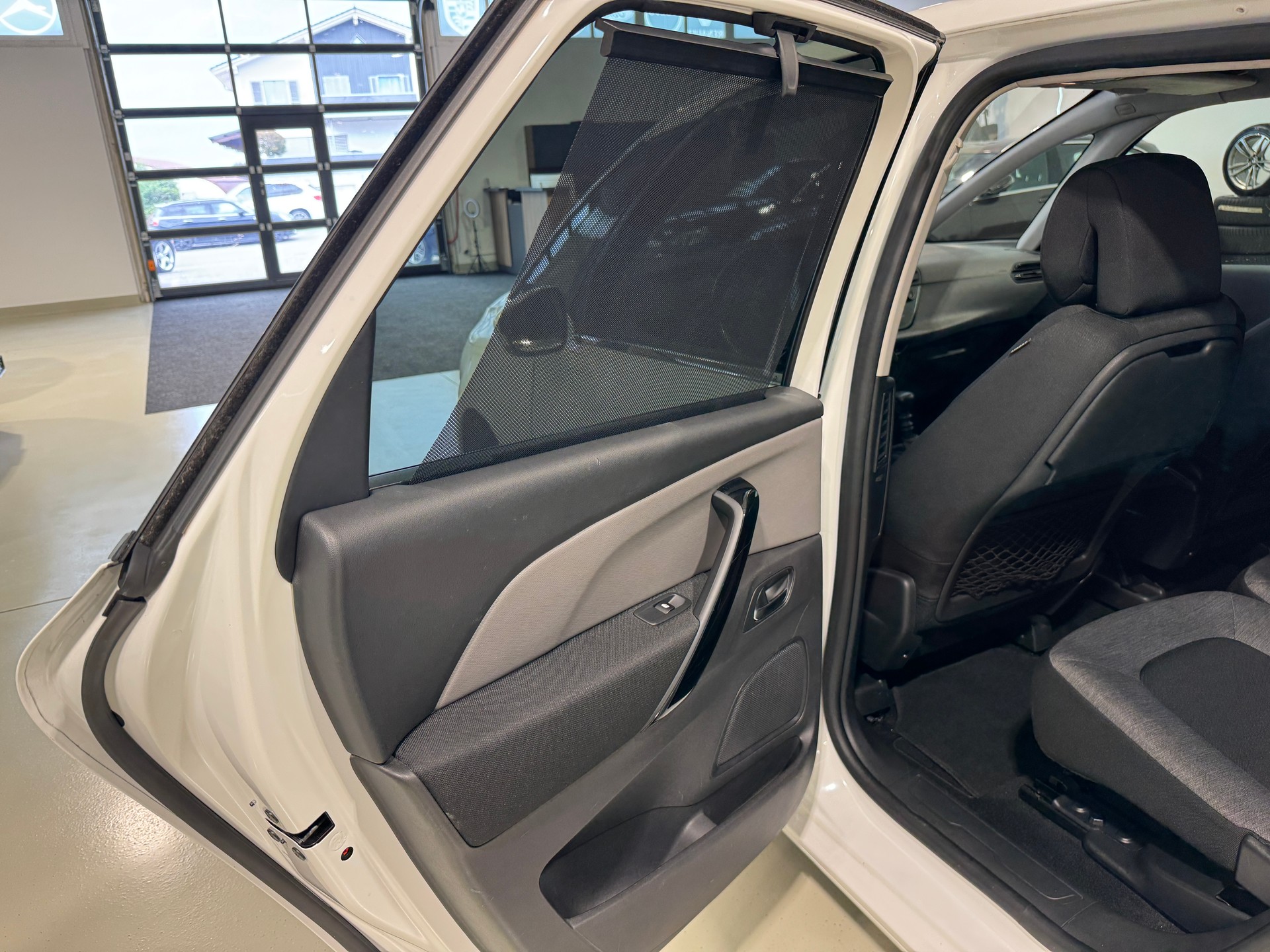 CITROEN C4 Spacetourer 1.2 Pure Tech Feel Edition-image-12