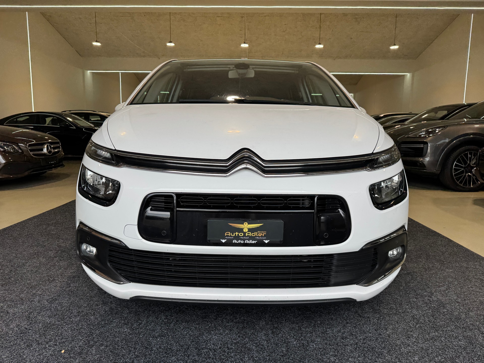 CITROEN C4 Spacetourer 1.2 Pure Tech Feel Edition-image-0