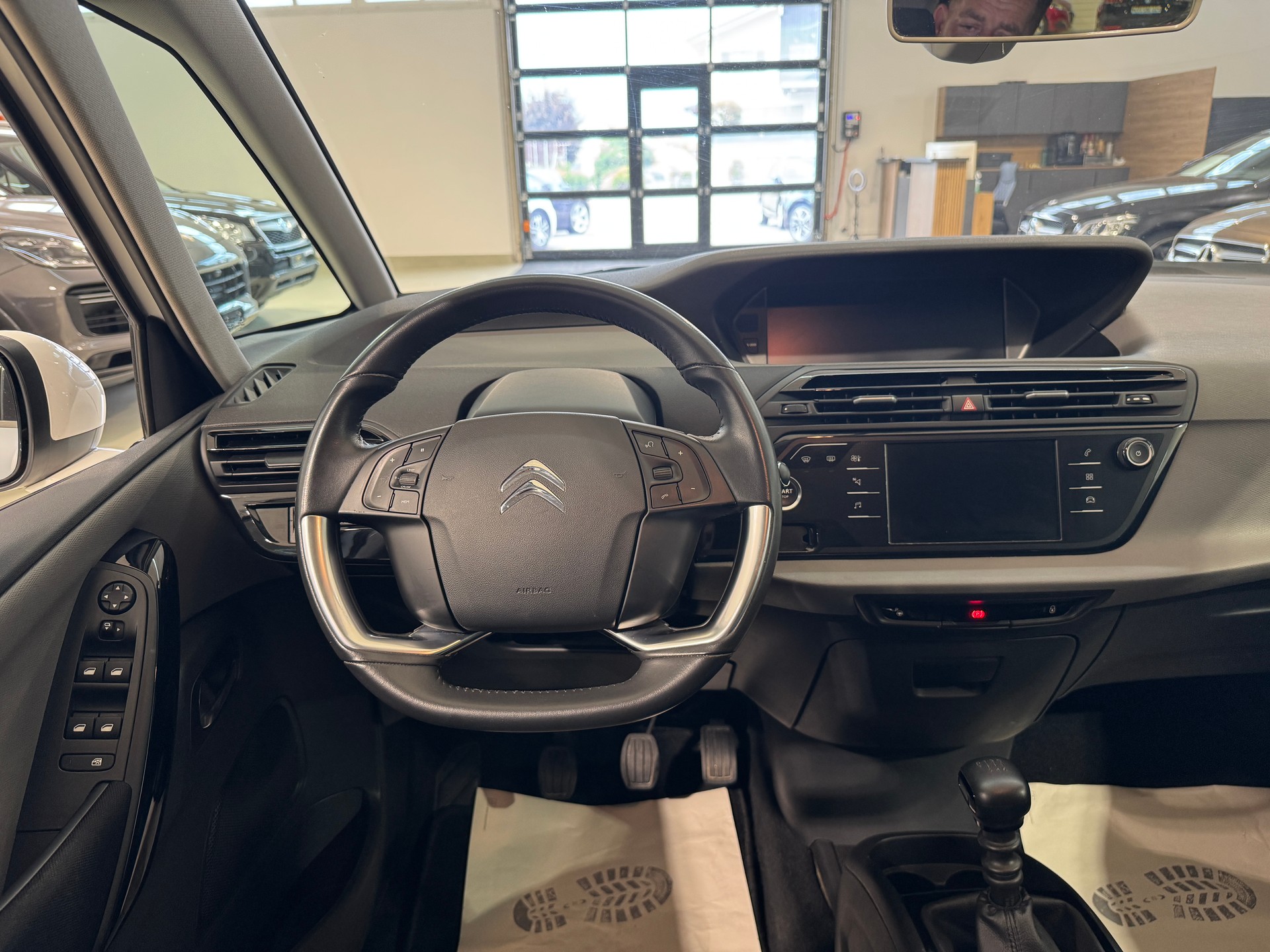 CITROEN C4 Spacetourer 1.2 Pure Tech Feel Edition-image-14