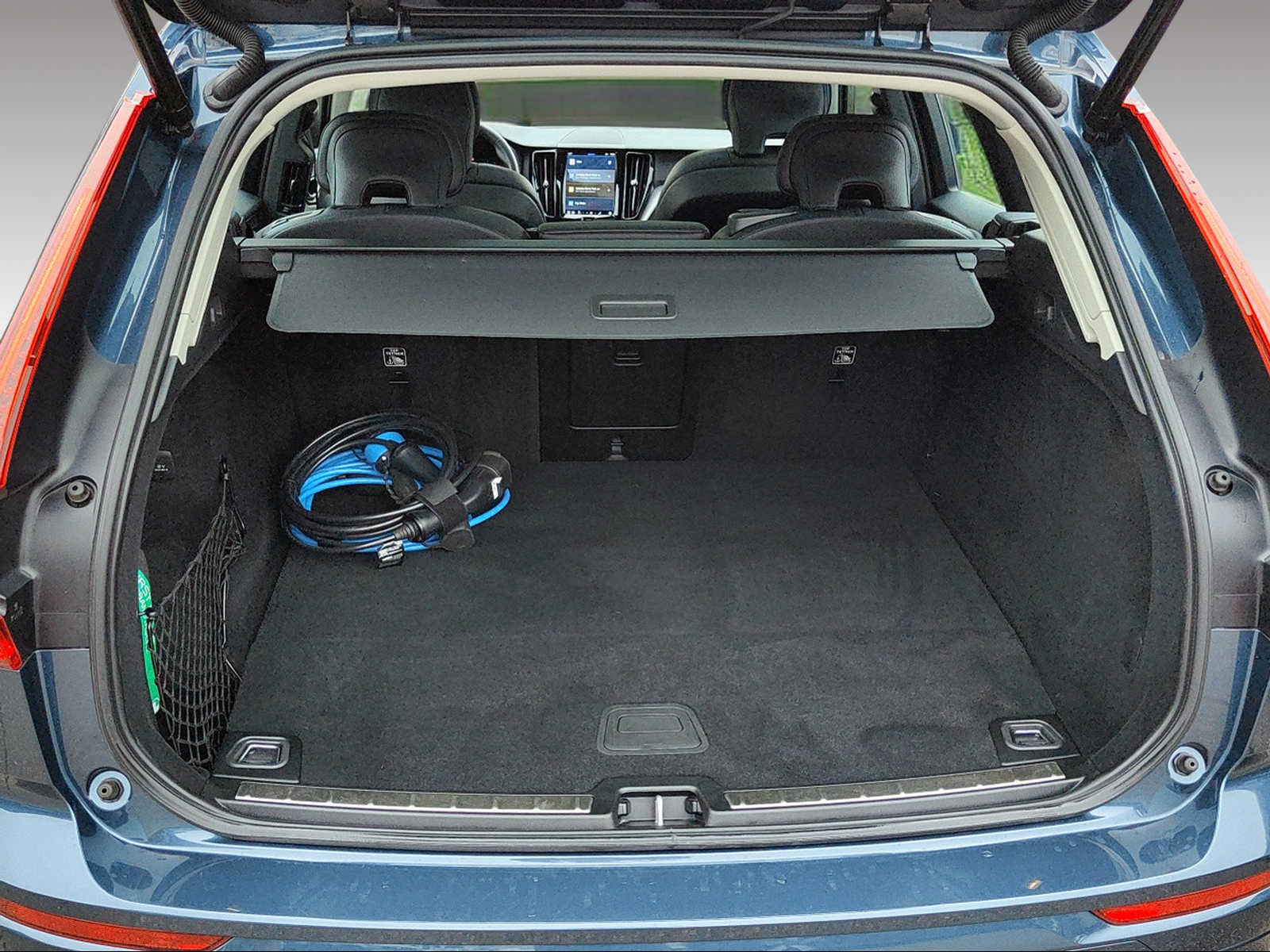 VOLVO XC60 2.0 T6 TE Inscription Expression eAWD-image-11