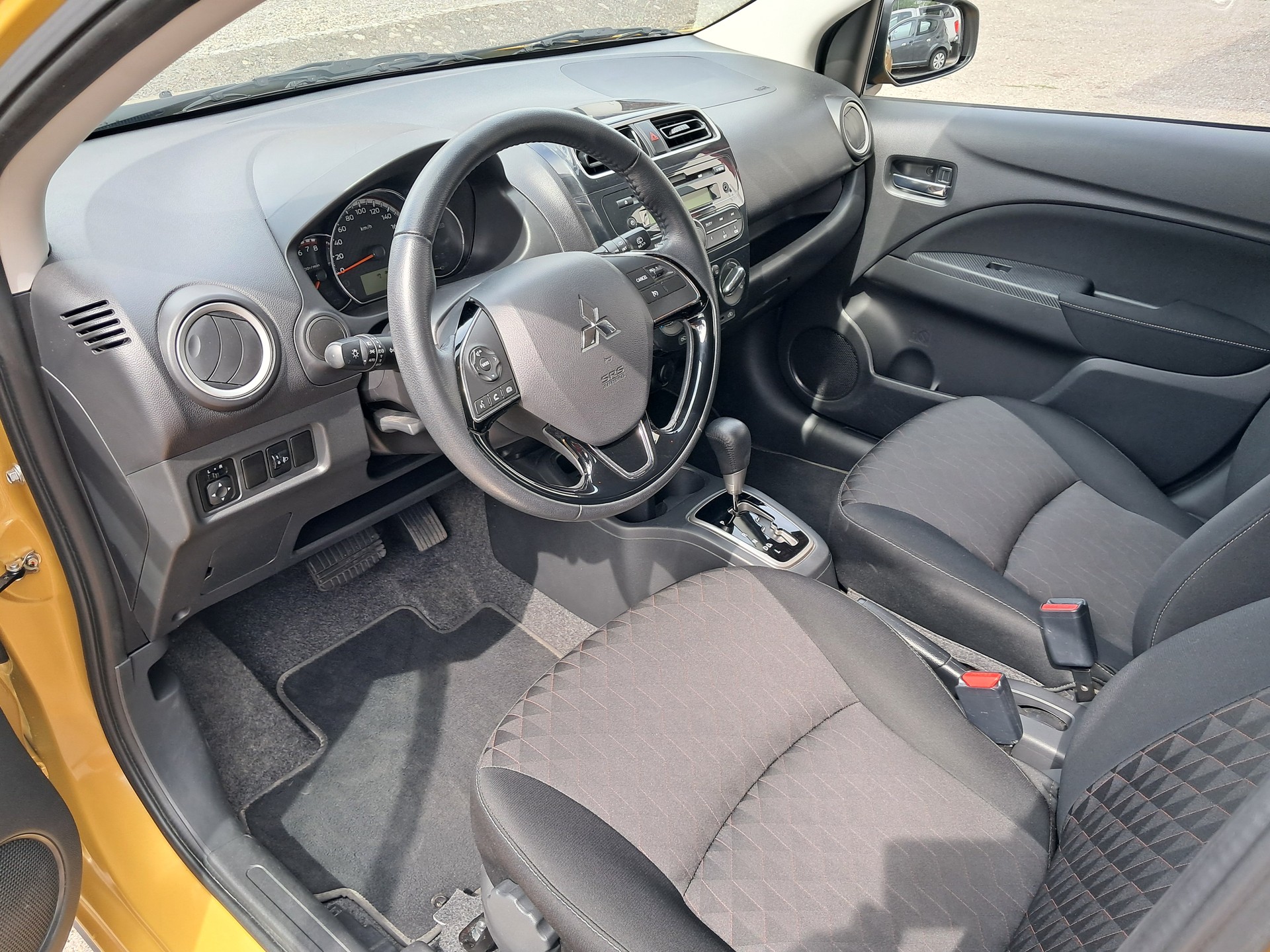 MITSUBISHI Space Star 1.2 Value CVT-image-4