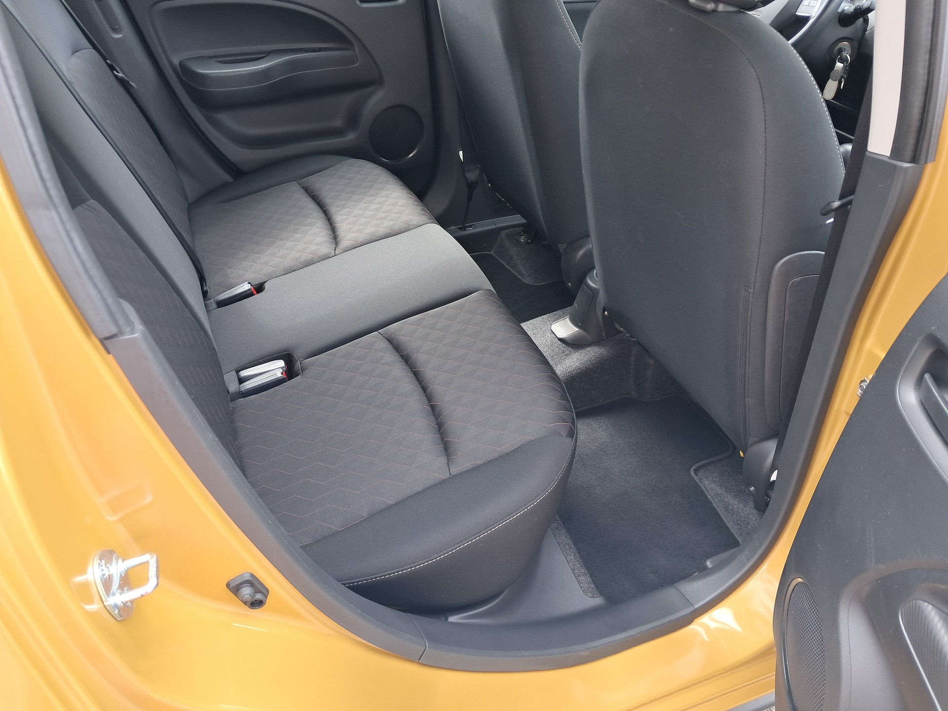 MITSUBISHI Space Star 1.2 Value CVT-image-7