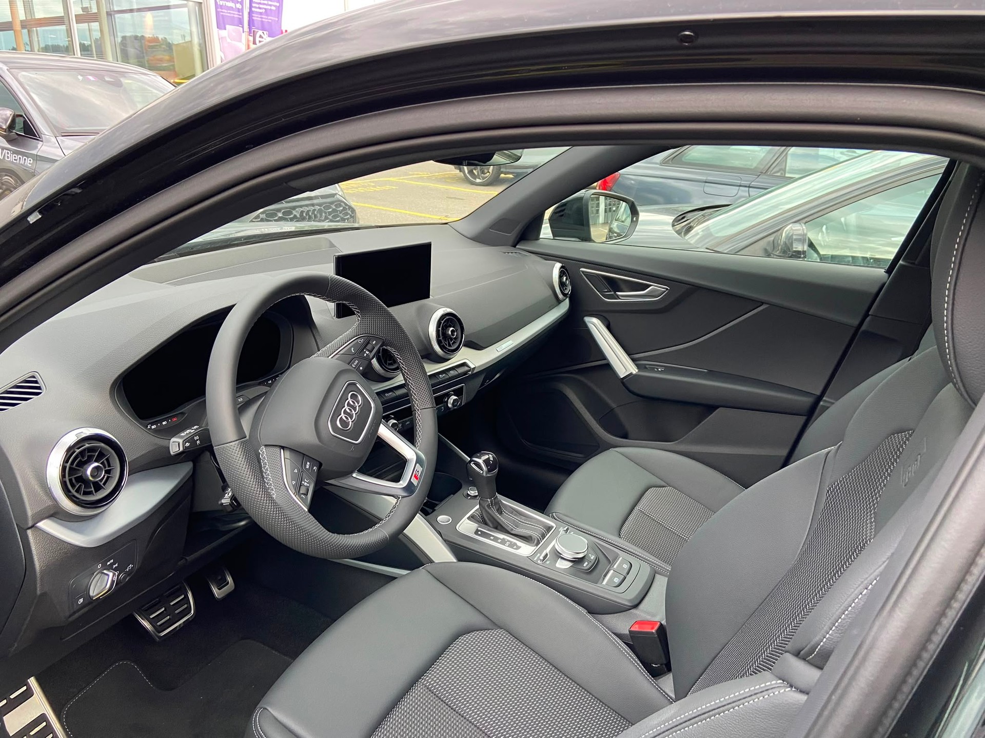AUDI 1.5 35 TFSI S Line S-Tronic-image-2