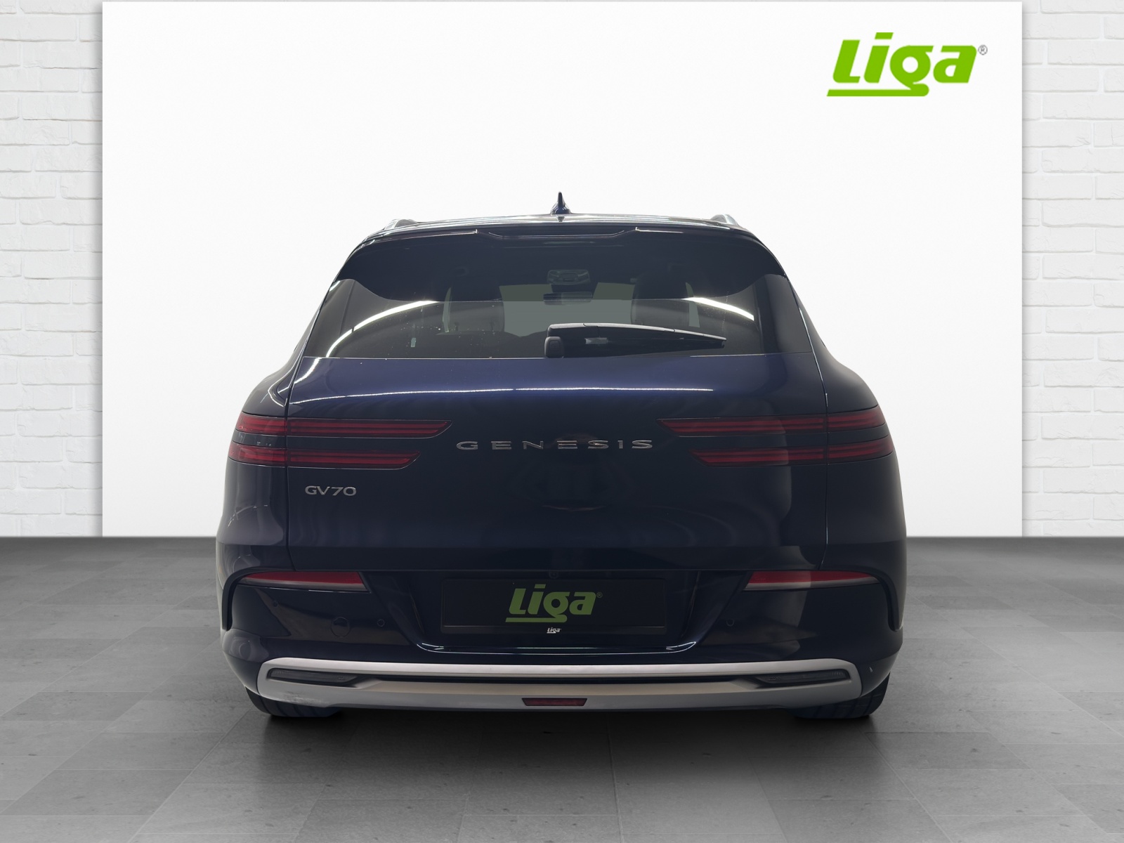 GENESIS GV70 Electrified Sport AWD-image-4