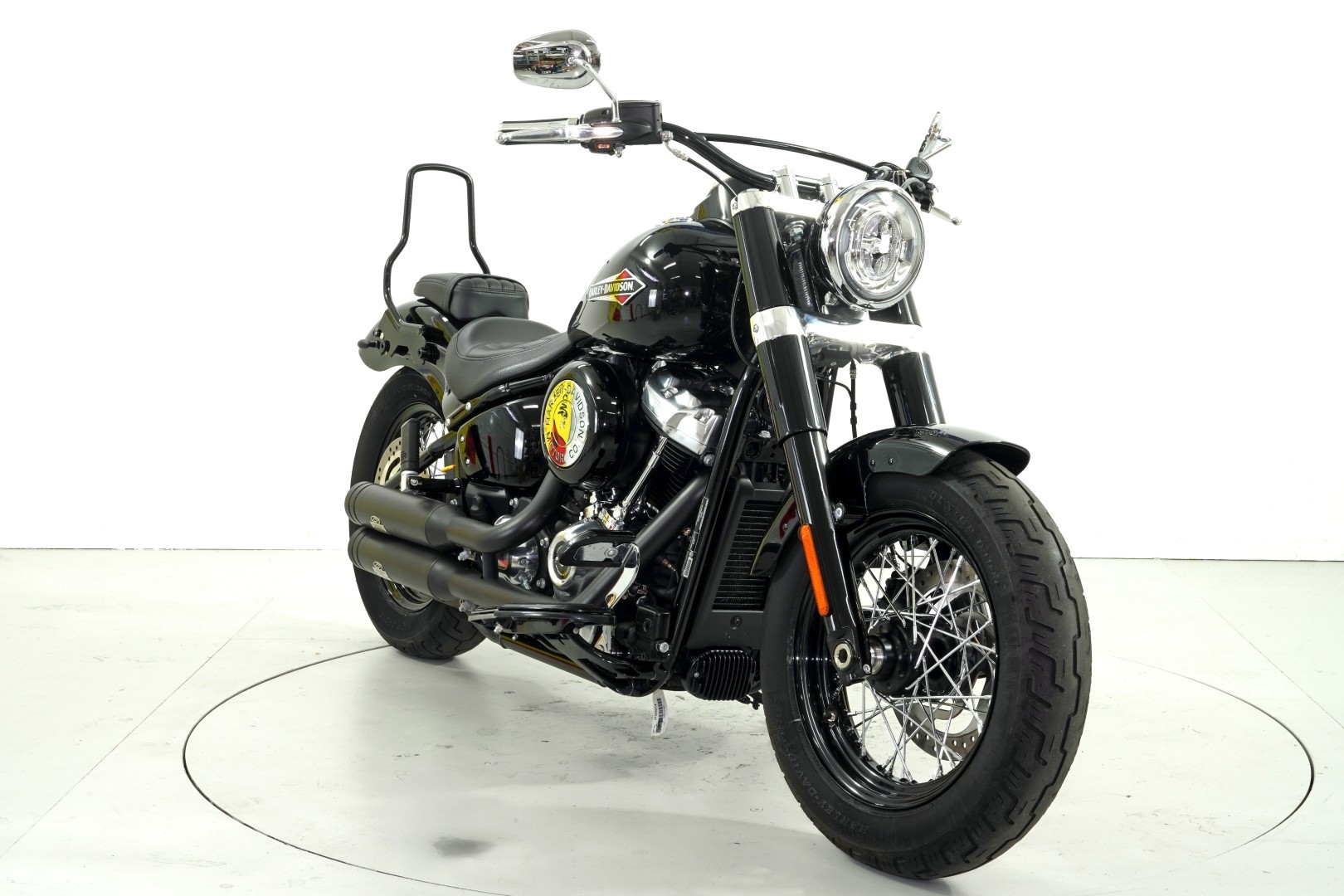 HARLEY-DAVIDSON FLSL Softail Slim 107 ABS-showroom-element-1