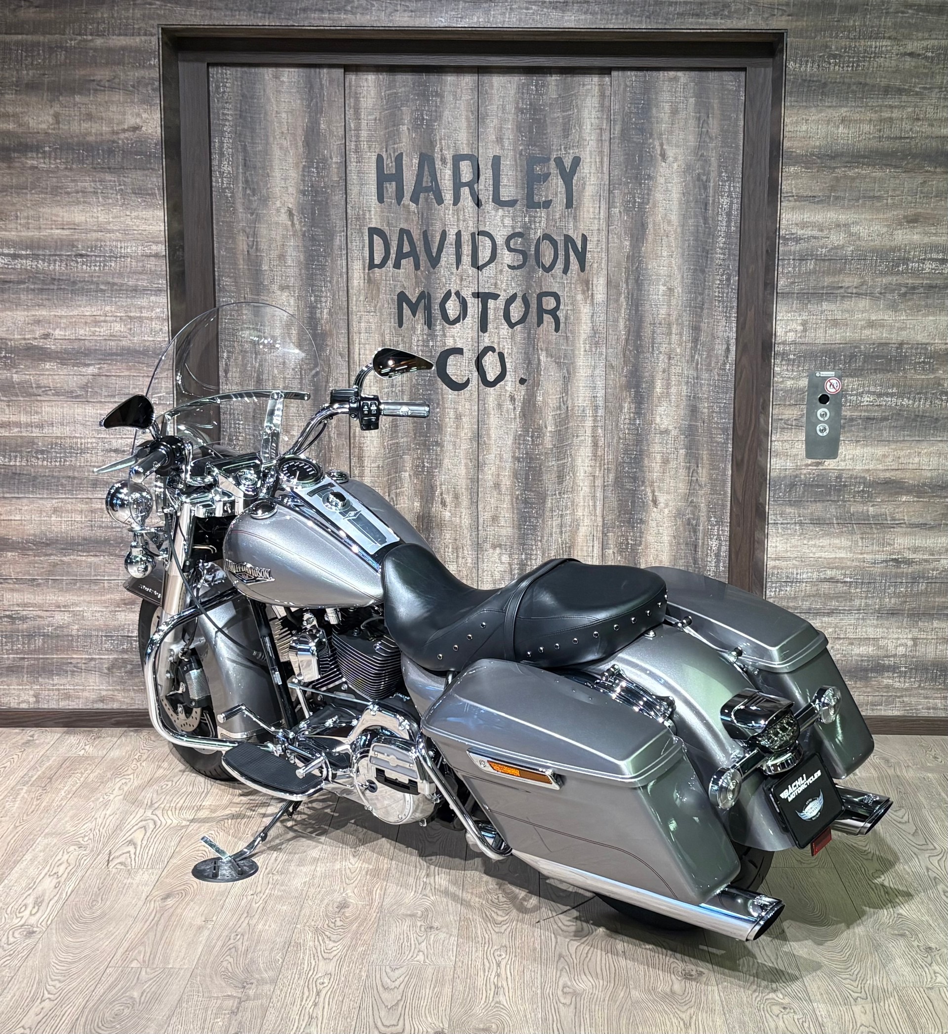 HARLEY-DAVIDSON FLHR Road King ABS-showroom-element-3