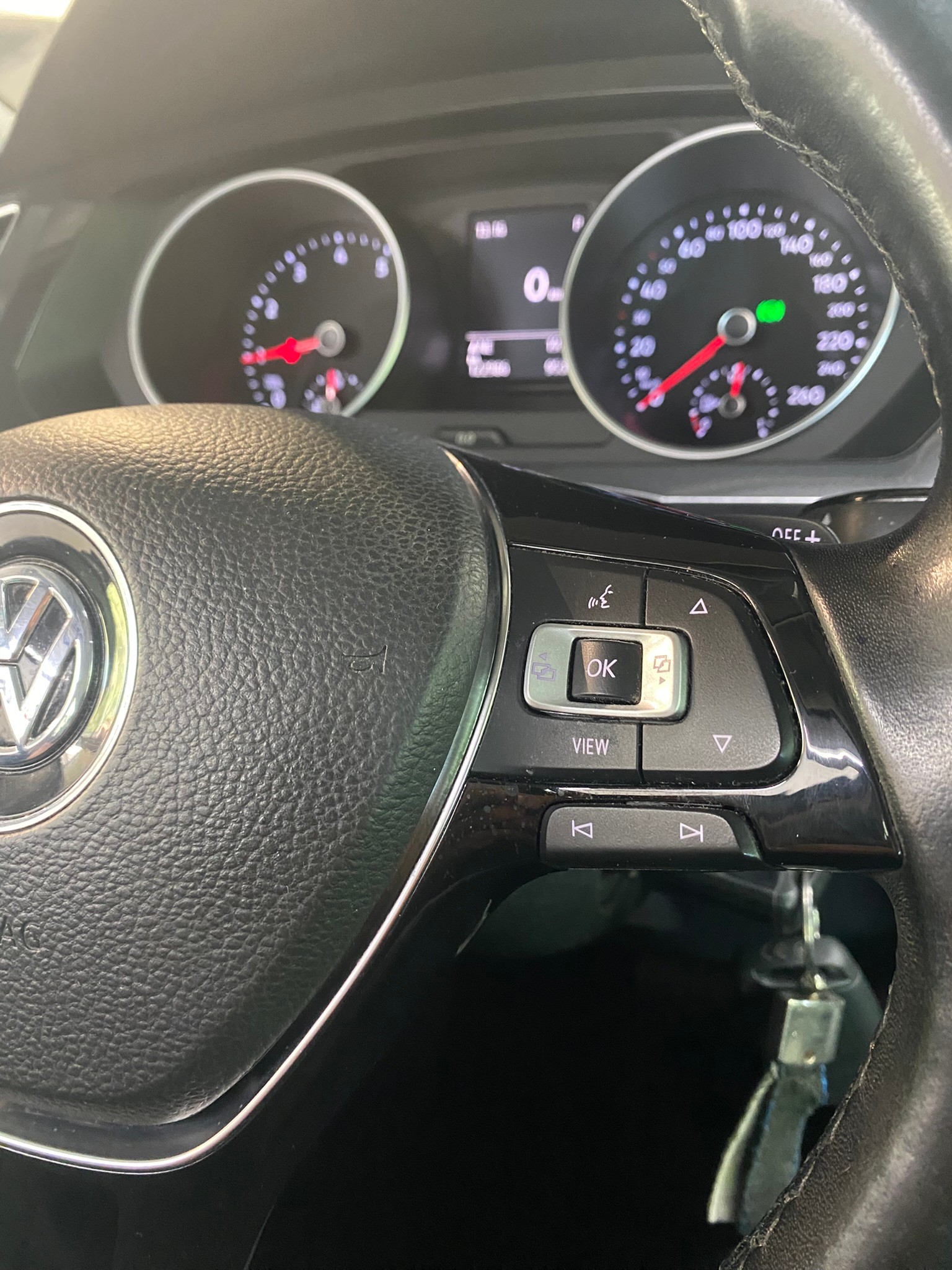 VW Tiguan 1.5TSI Evo Trendline DSG-image-24