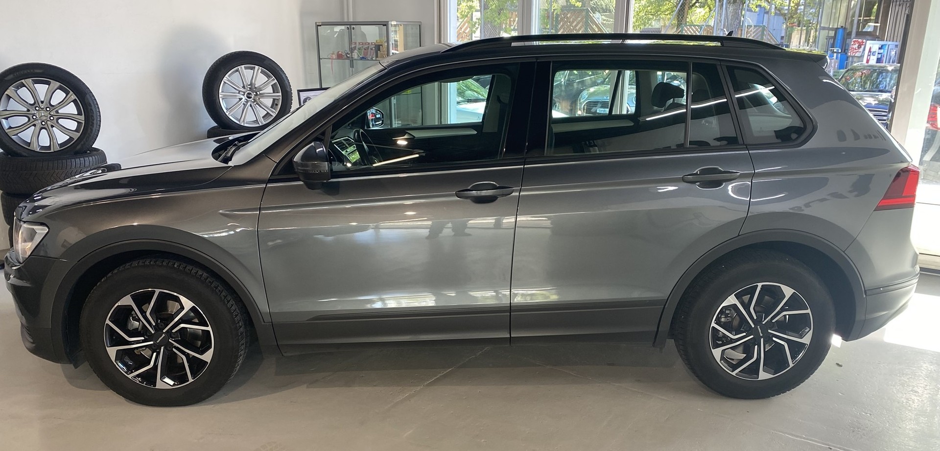 VW Tiguan 1.5TSI Evo Trendline DSG-image-4
