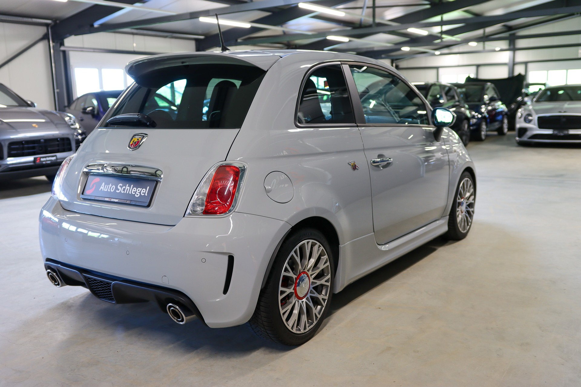 FIAT 500 1.4 16V Turbo Abarth-image-5
