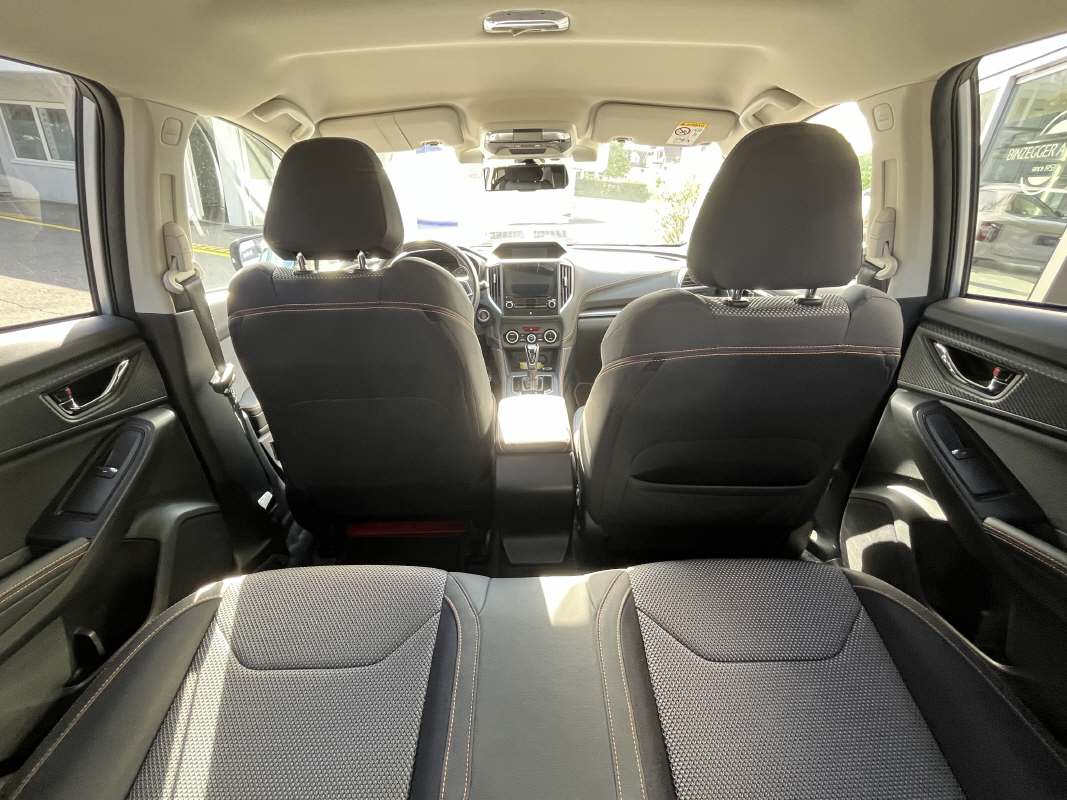 SUBARU XV 2.0i Swiss Plus-image-5