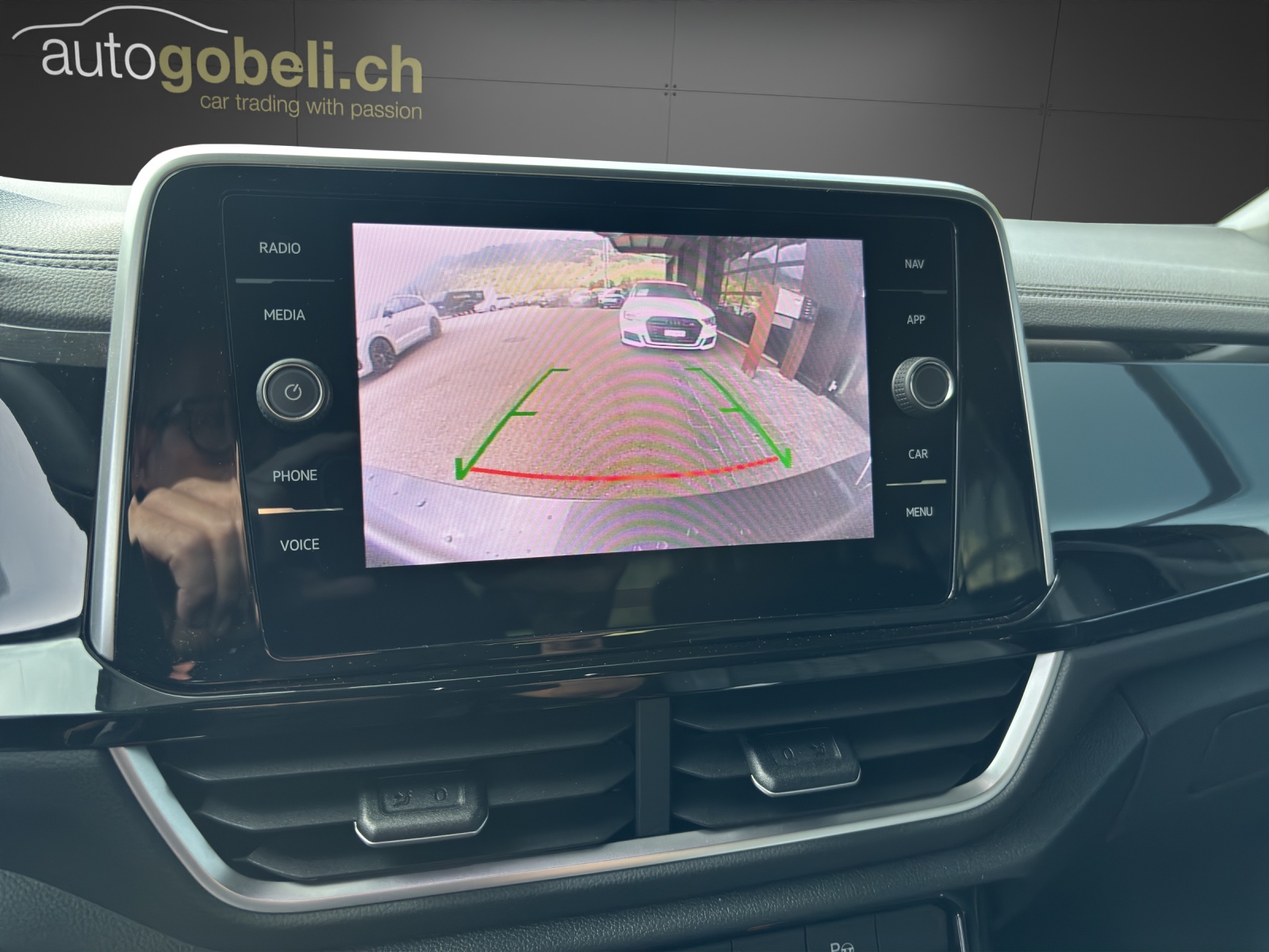 VW T-Roc 2.0 TDI SCR R-Line 4Motion DSG-image-7