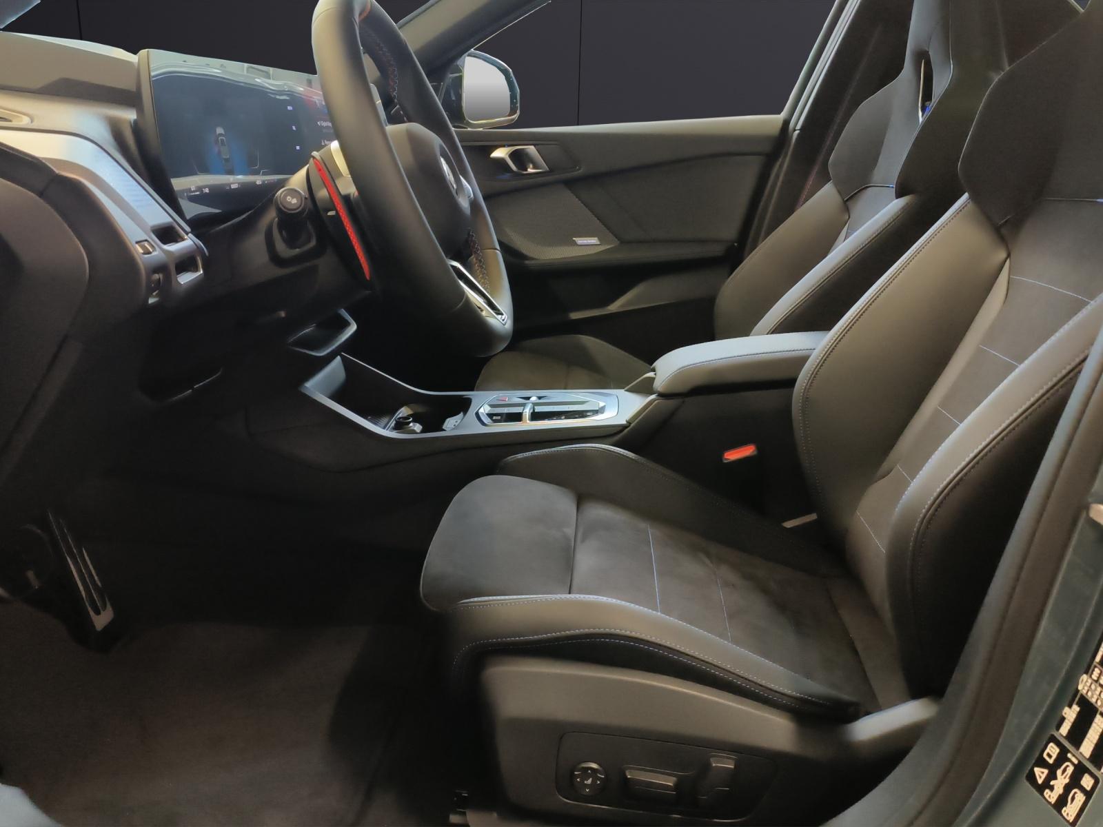 BMW M135i xDrive-image-11