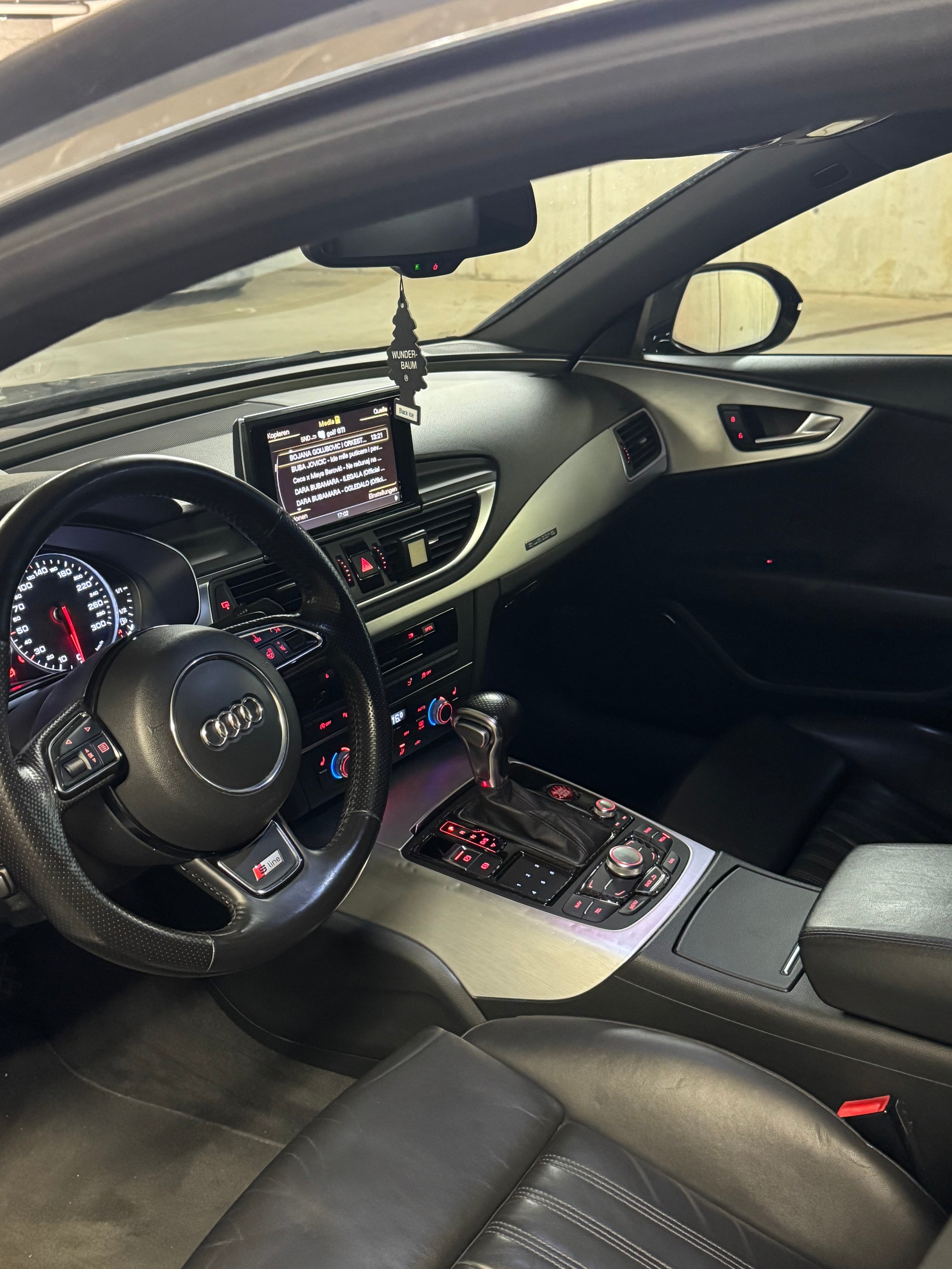 AUDI A7 Sportback 3.0 TFSI quattro S-tronic-image-4