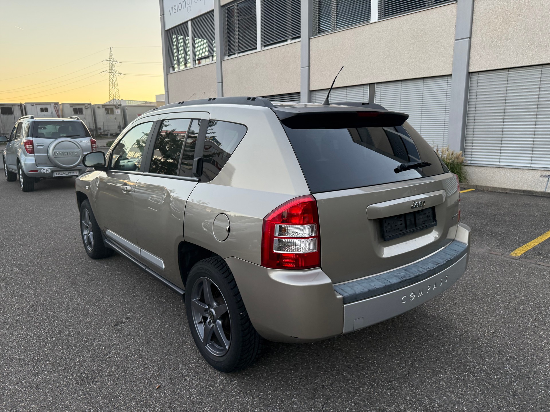 JEEP Compass 2.4 Limited CVT-image-4