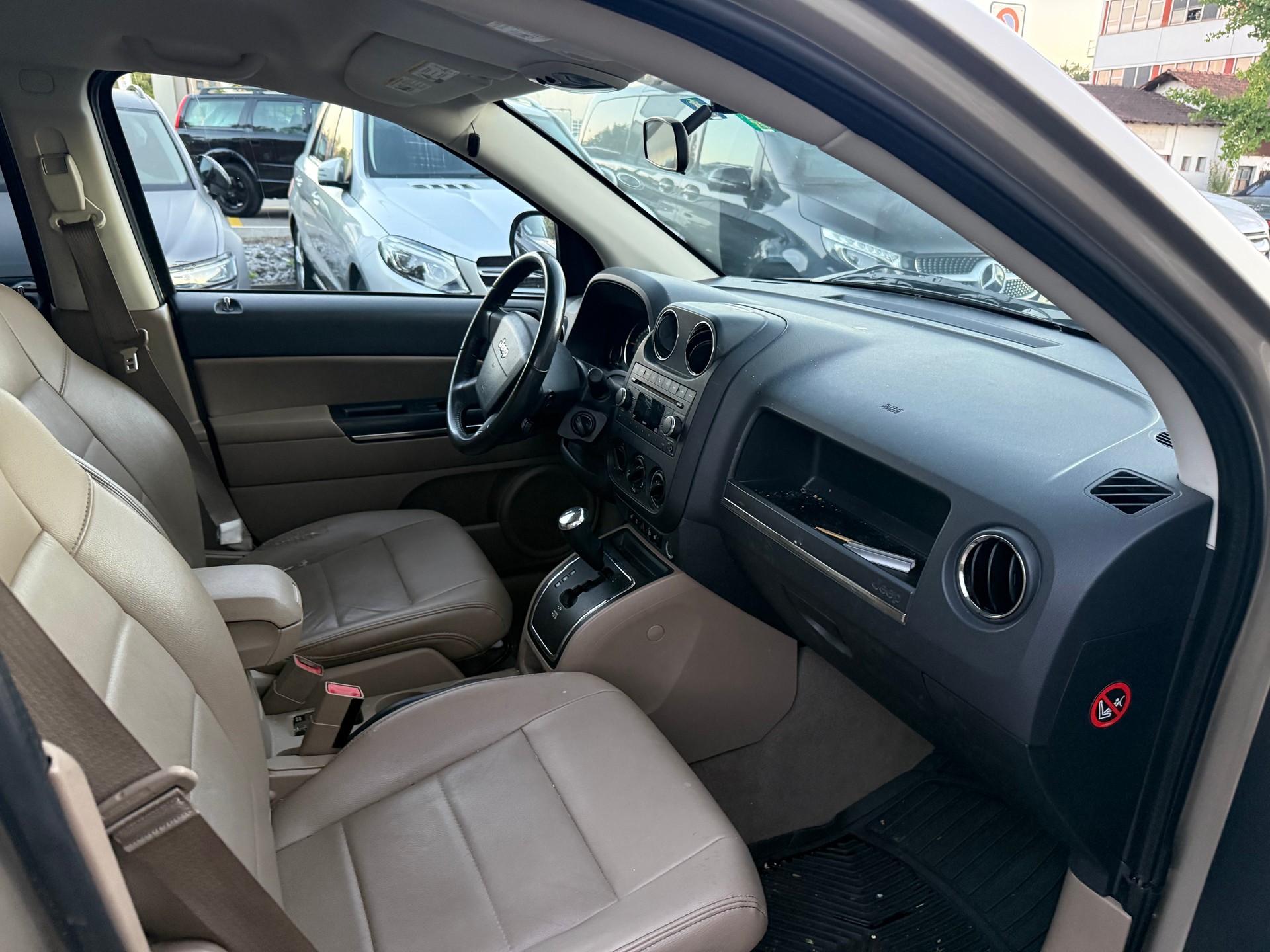 JEEP Compass 2.4 Limited CVT-image-7
