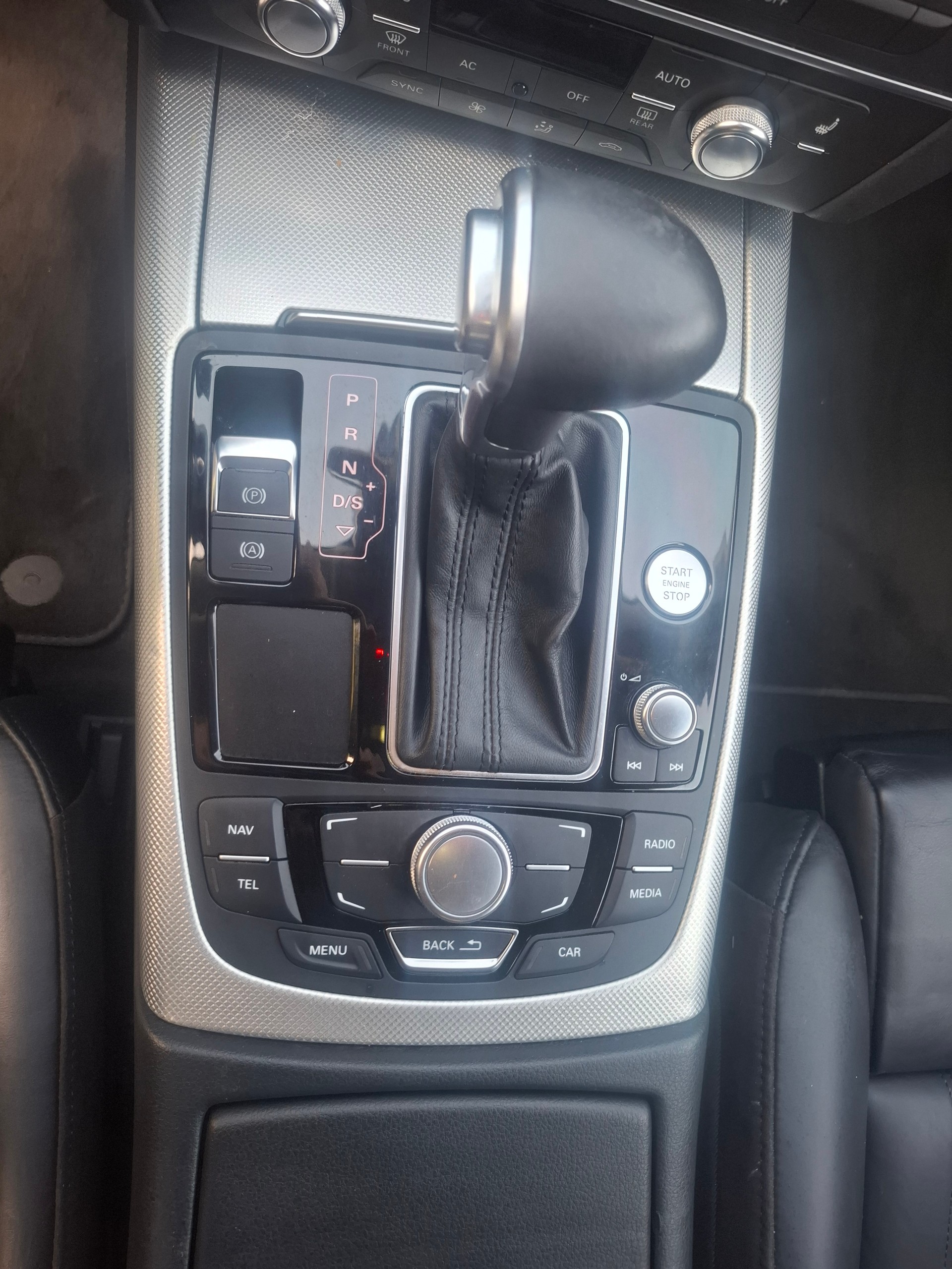AUDI A6 Limousine 2.0 TFSI hybrid tiptronic-image-11