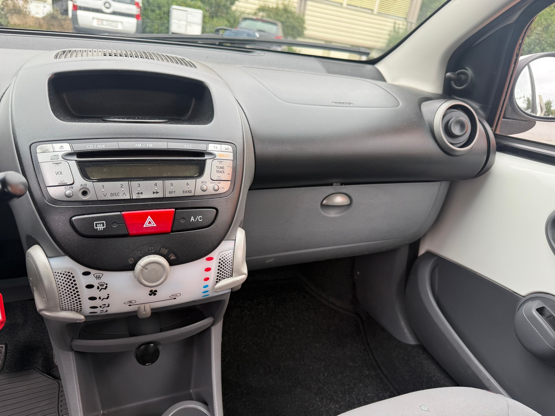 CITROEN C1 1.0i Essentiel-image-7