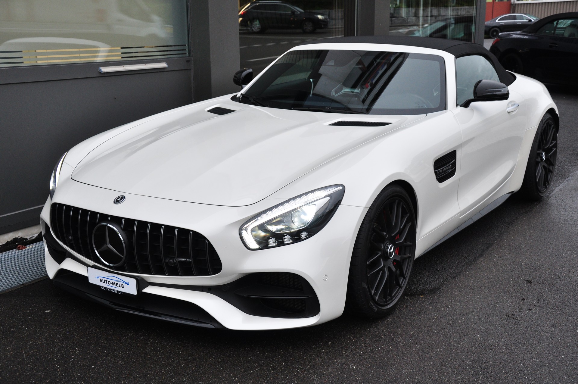MERCEDES-BENZ AMG GT C Roadster Speedshift DCT-image-2