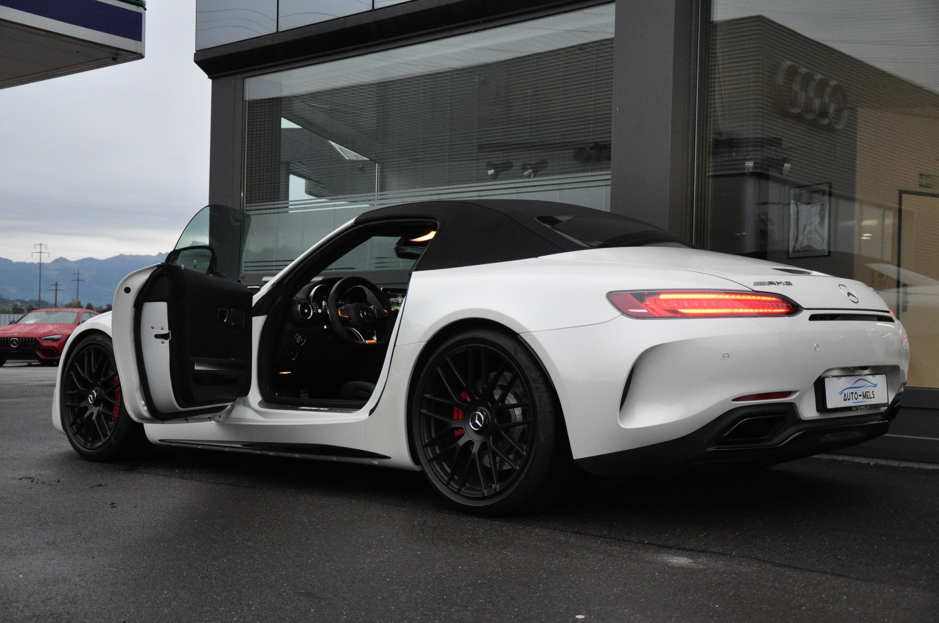 MERCEDES-BENZ AMG GT C Roadster Speedshift DCT-image-7