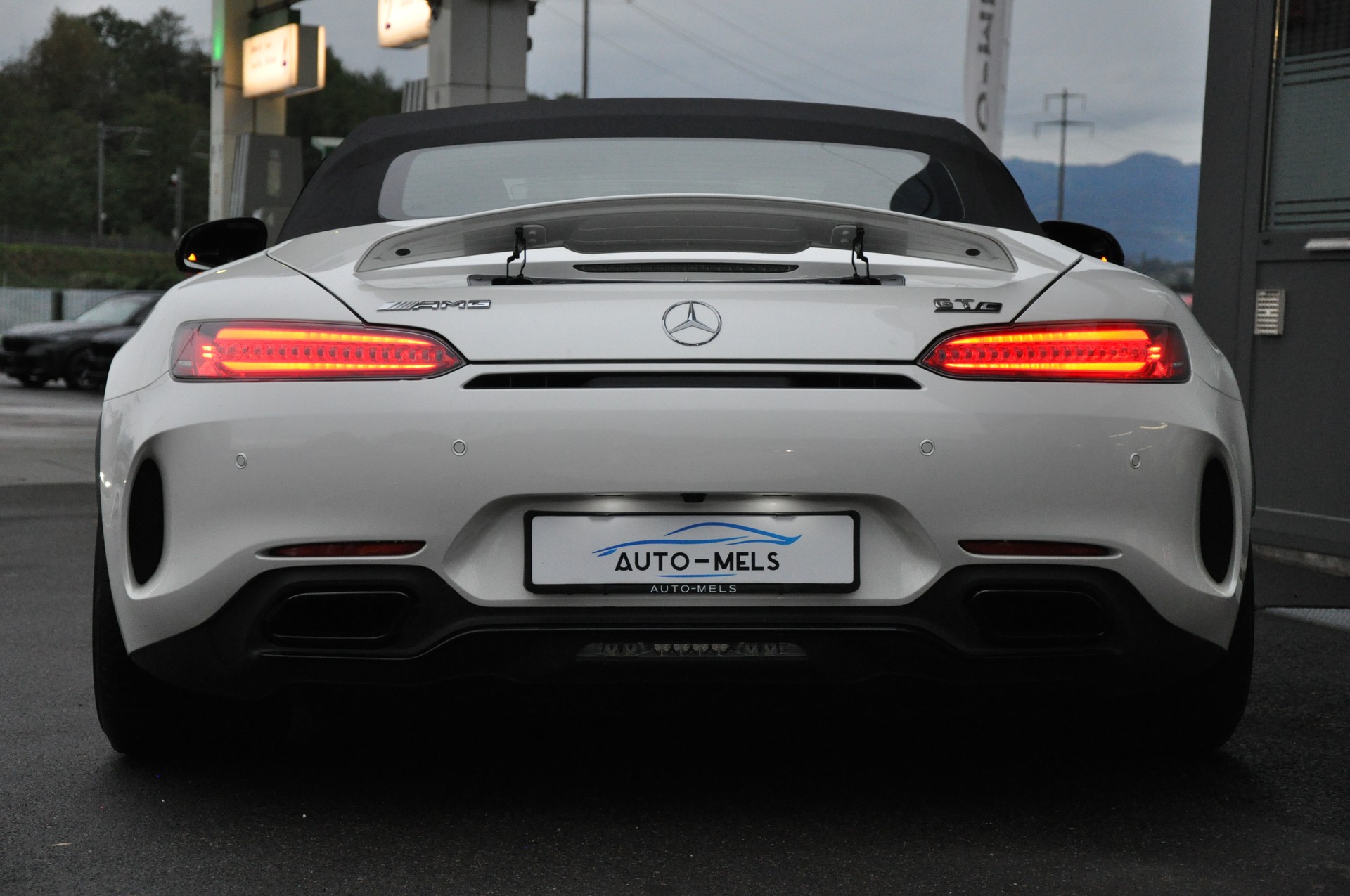 MERCEDES-BENZ AMG GT C Roadster Speedshift DCT-image-13