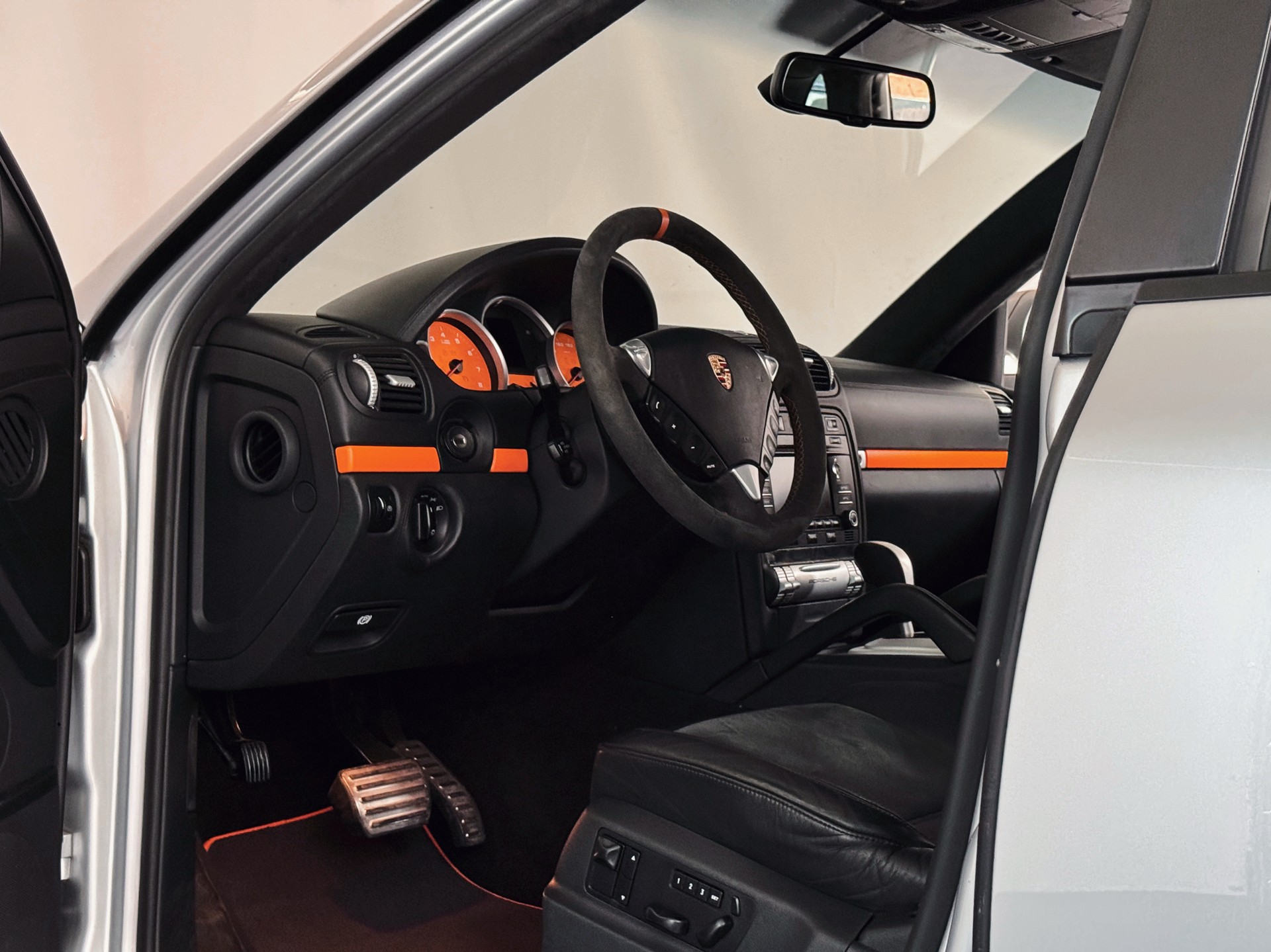 PORSCHE Cayenne S Transsyberia Tiptronic-image-11