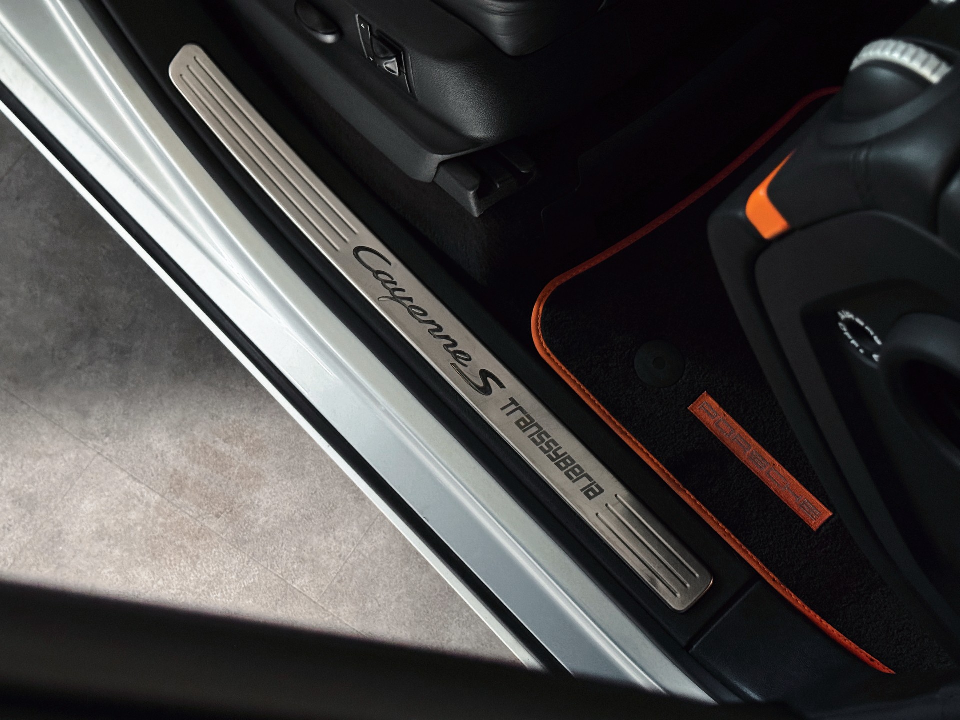 PORSCHE Cayenne S Transsyberia Tiptronic-image-23