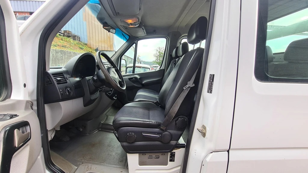MERCEDES-BENZ Sprinter 316 CDI Lang **Brücke mit Dopplelkabine ** 7-Plätzer ** Anh-Kupplung ** Frisch Ab MFK & Service **-image-8