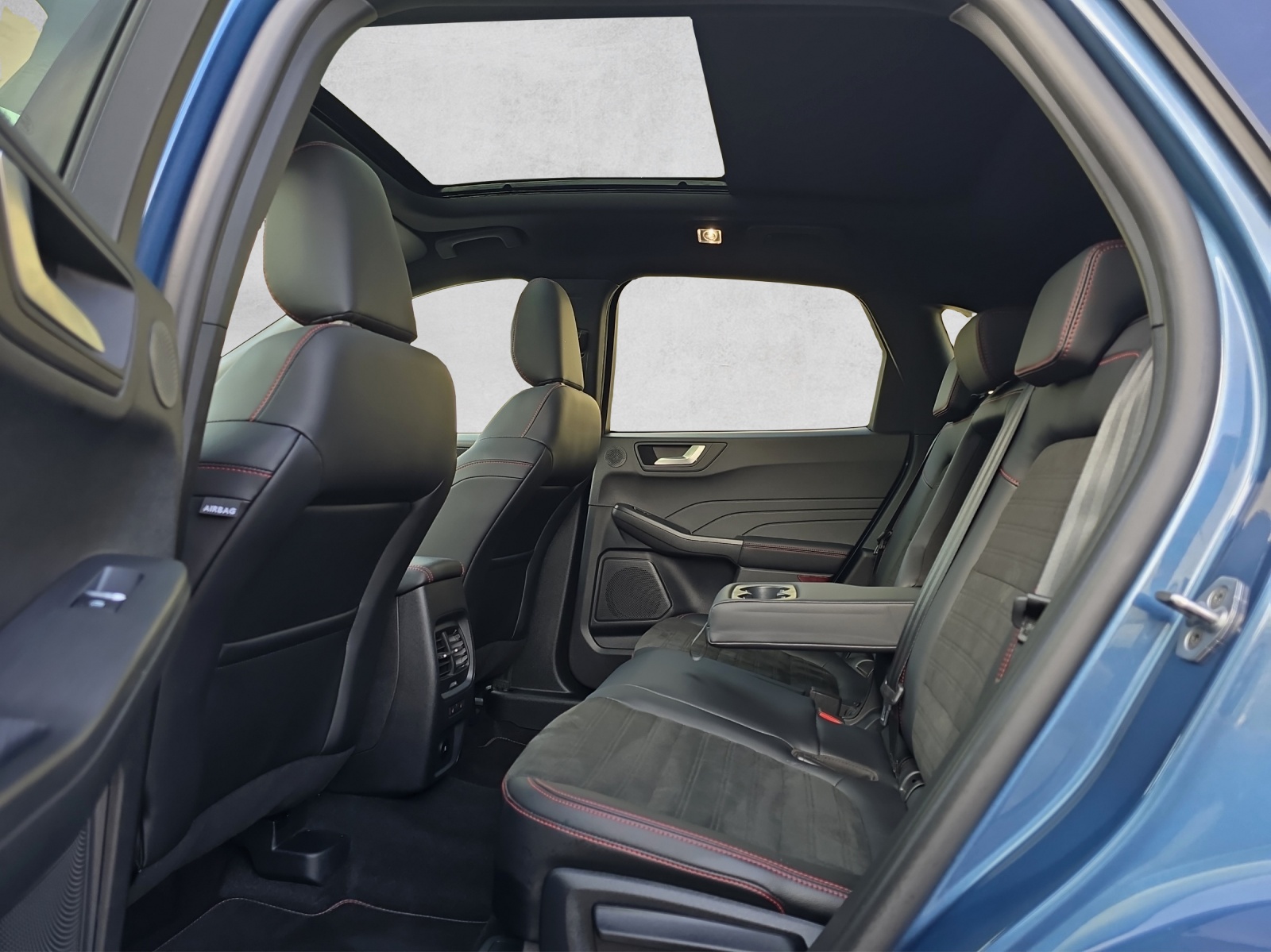 FORD Kuga 1.5 SCTi ST-Line X FWD AHK 1.8t-image-10