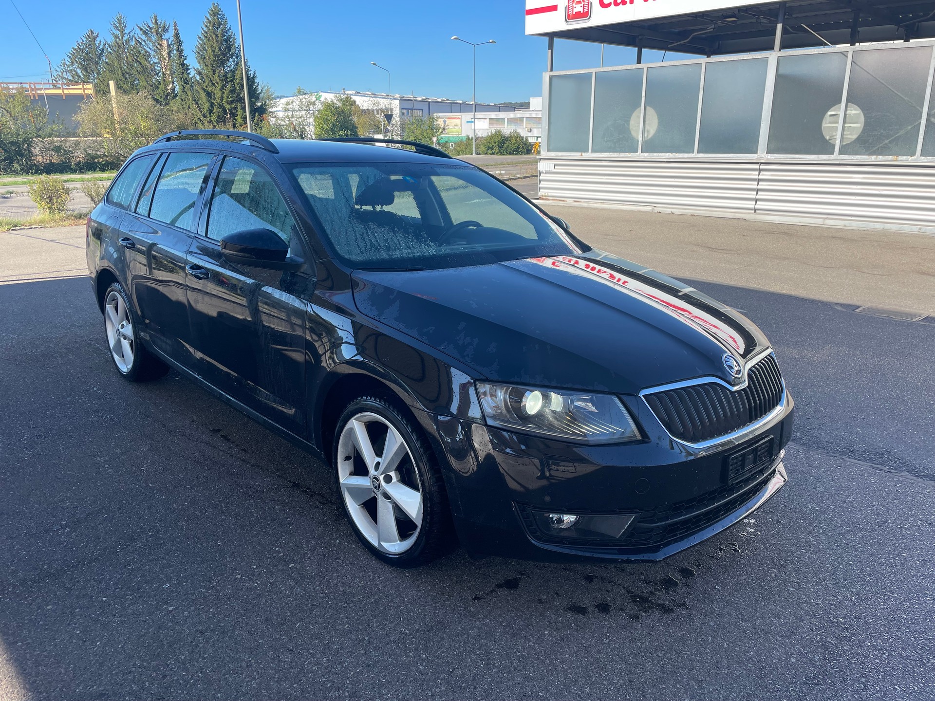 SKODA Octavia Combi 2.0 TDI Style 4x4 DSG-image-2
