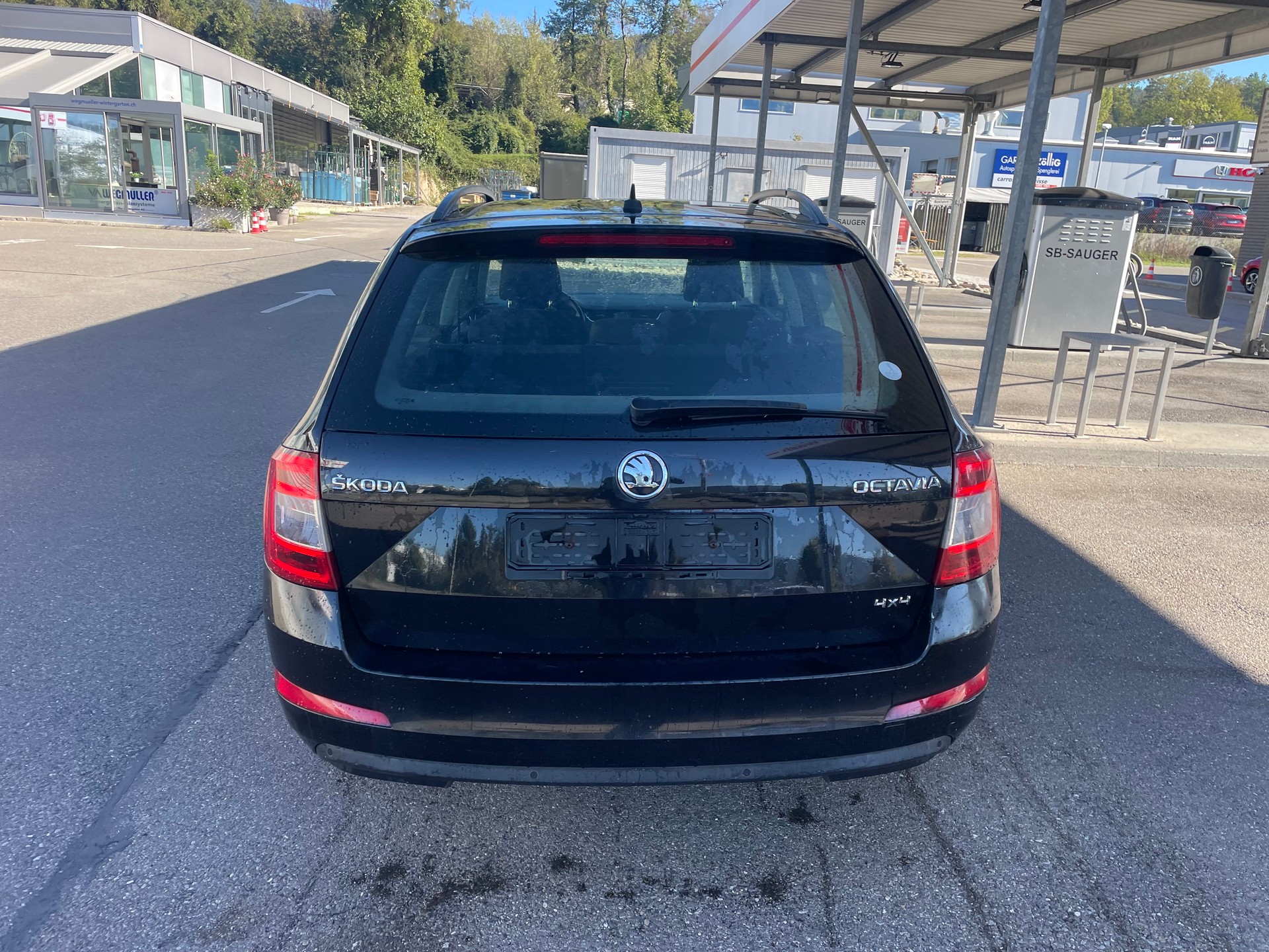 SKODA Octavia Combi 2.0 TDI Style 4x4 DSG-image-8