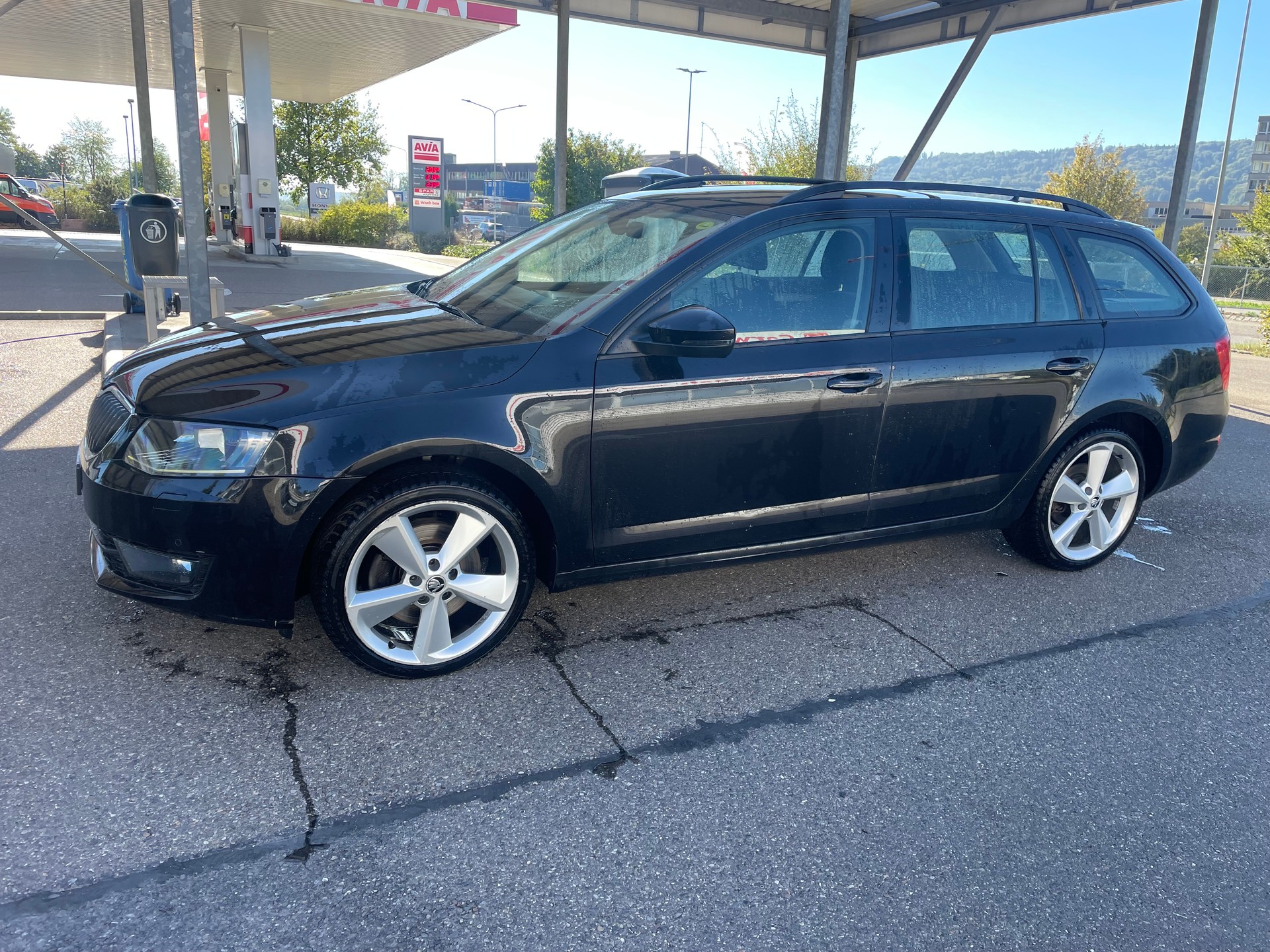 SKODA Octavia Combi 2.0 TDI Style 4x4 DSG-image-3